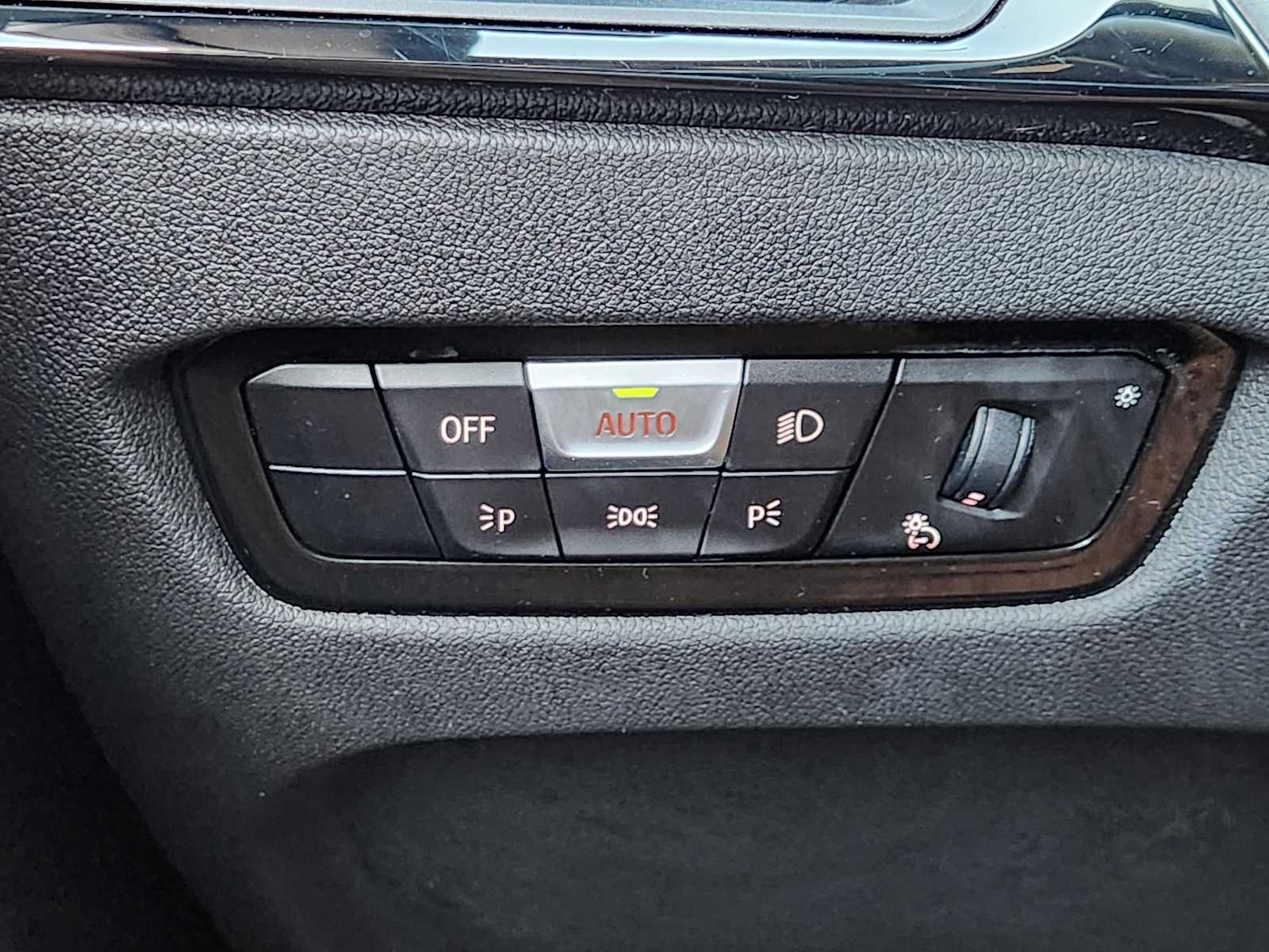 Thumbnail: 2024 BMW 2 Series - 25