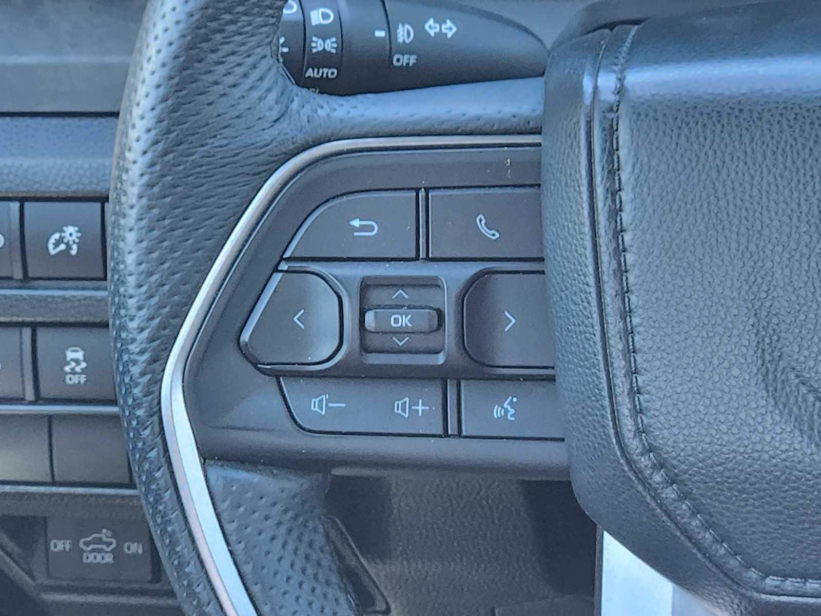 Thumbnail: 2025 Toyota Tacoma - 32