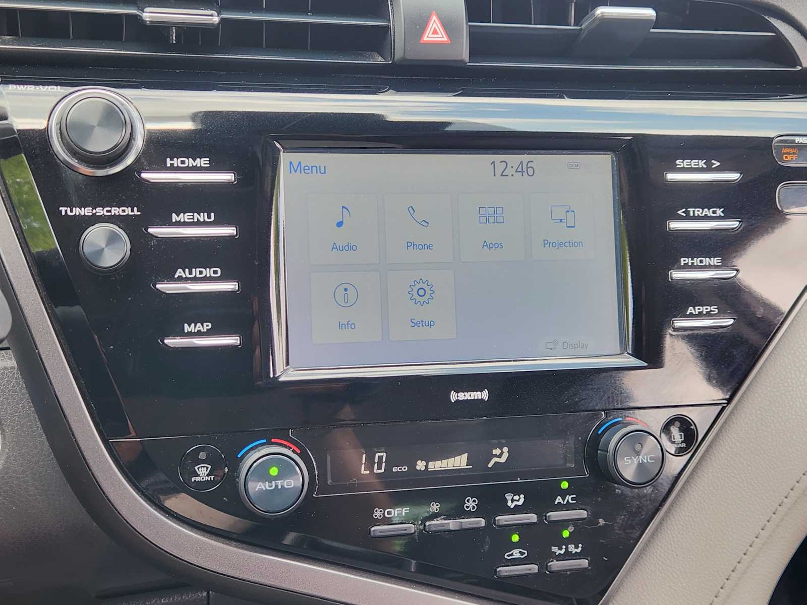 Thumbnail: 2020 Toyota Camry - 16