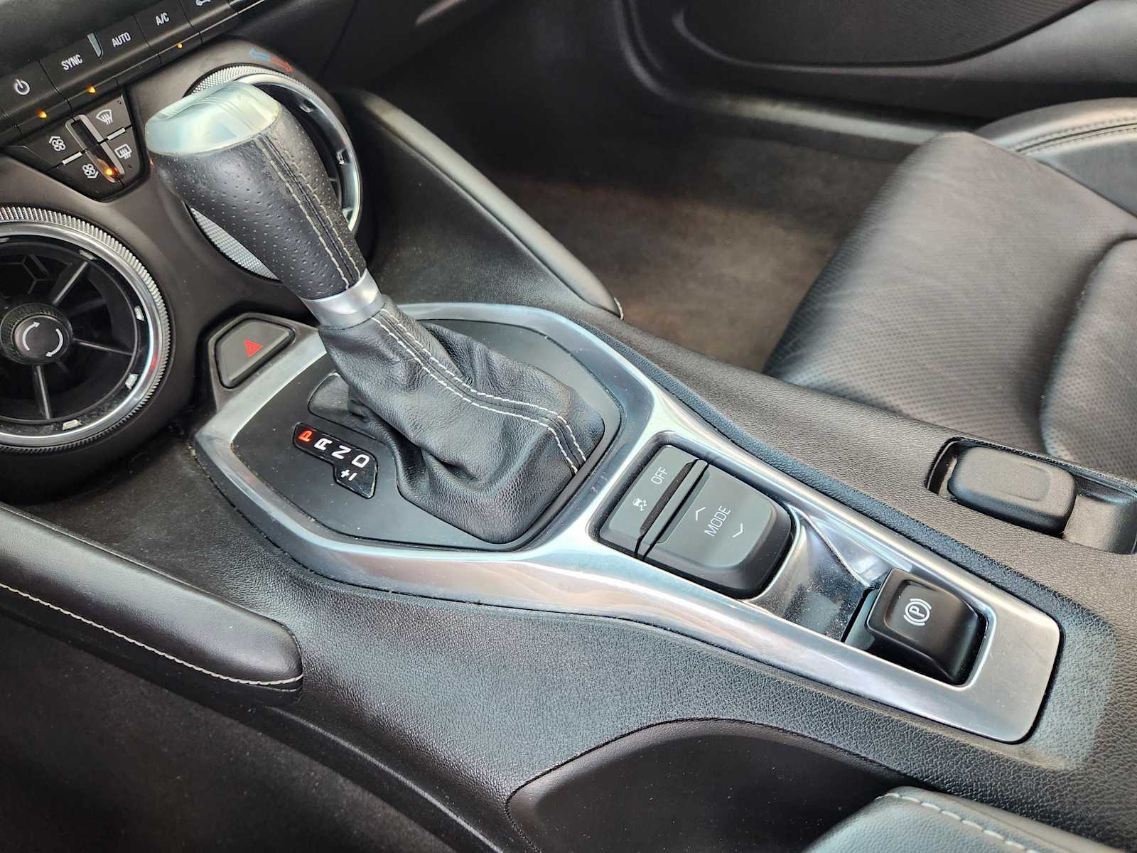 Thumbnail: 2016 Chevrolet Camaro - 16