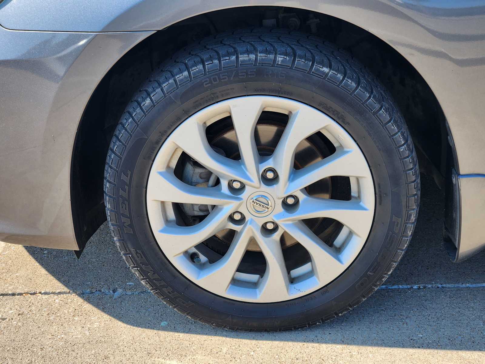 Thumbnail: 2019 Nissan Sentra - 10