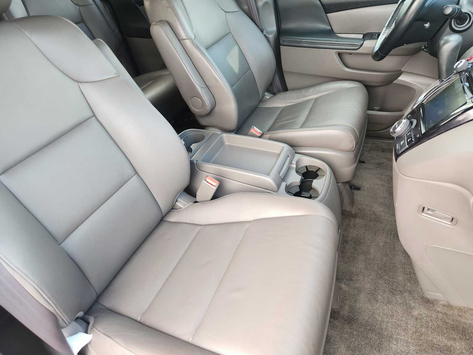 Thumbnail: 2014 Honda Odyssey - 15