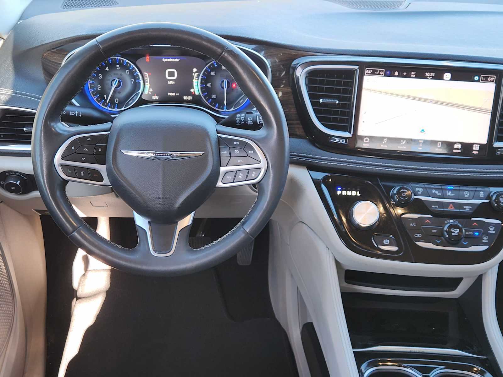 Thumbnail: 2022 Chrysler Pacifica - 16