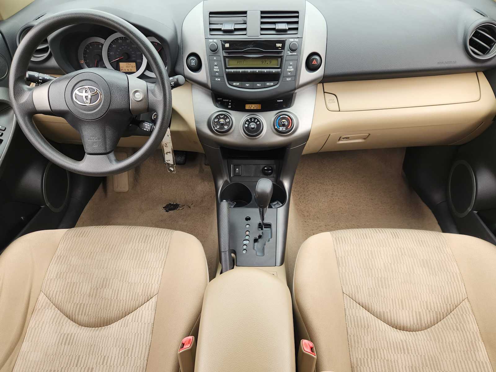 Thumbnail: 2011 Toyota RAV4 - 10