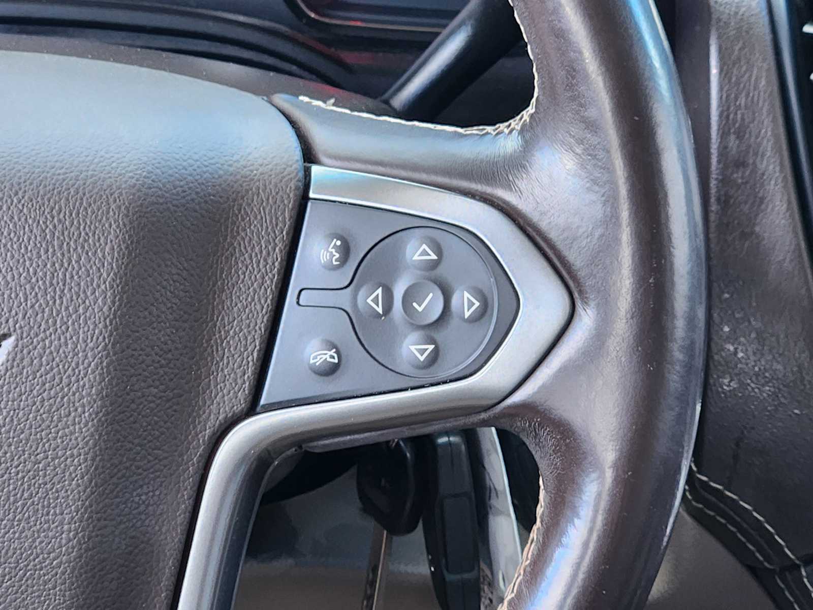 Thumbnail: 2019 Chevrolet Tahoe - 33