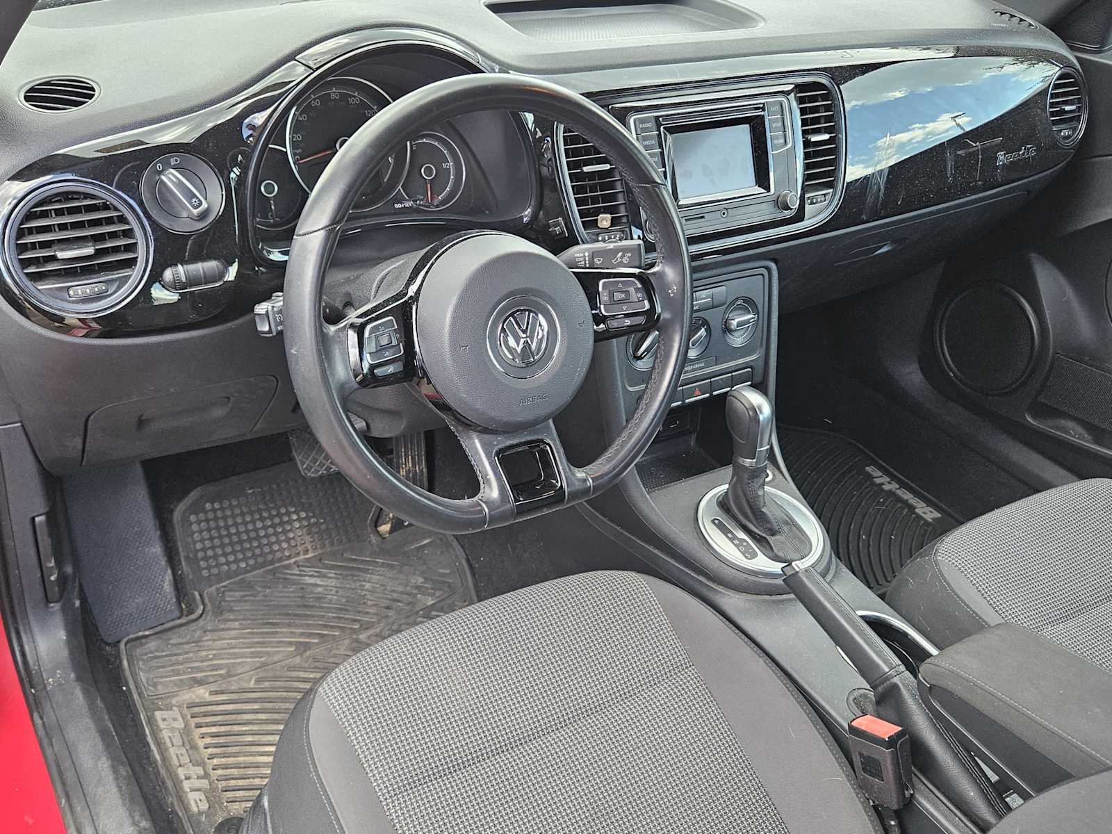 Thumbnail: 2019 Volkswagen Beetle - 7
