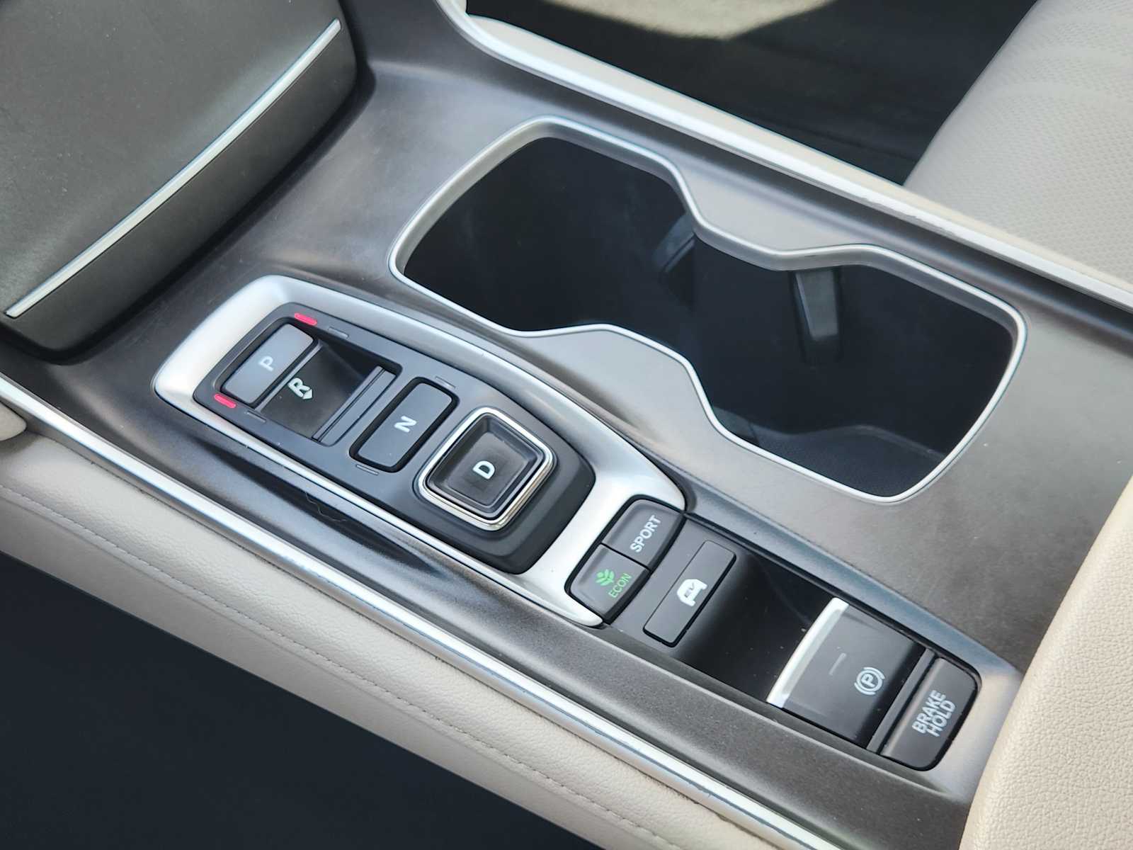 Thumbnail: 2021 Honda Accord - 16