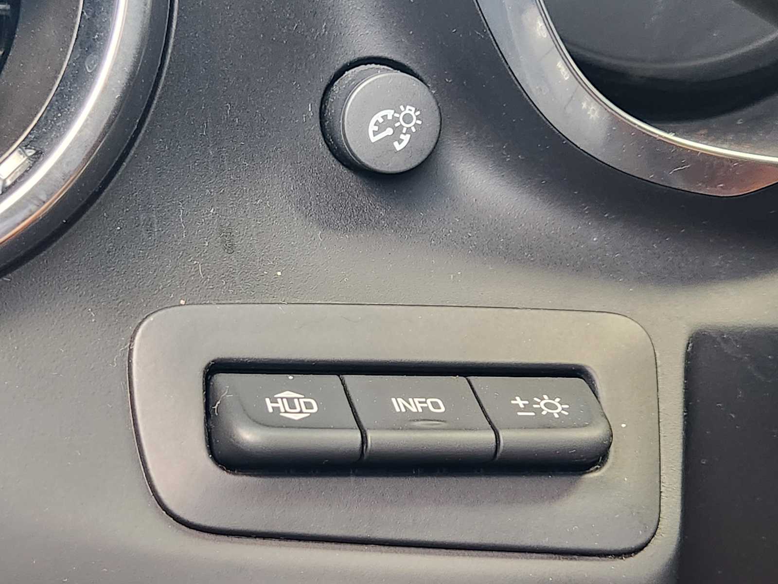 Thumbnail: 2016 Chevrolet Camaro - 26