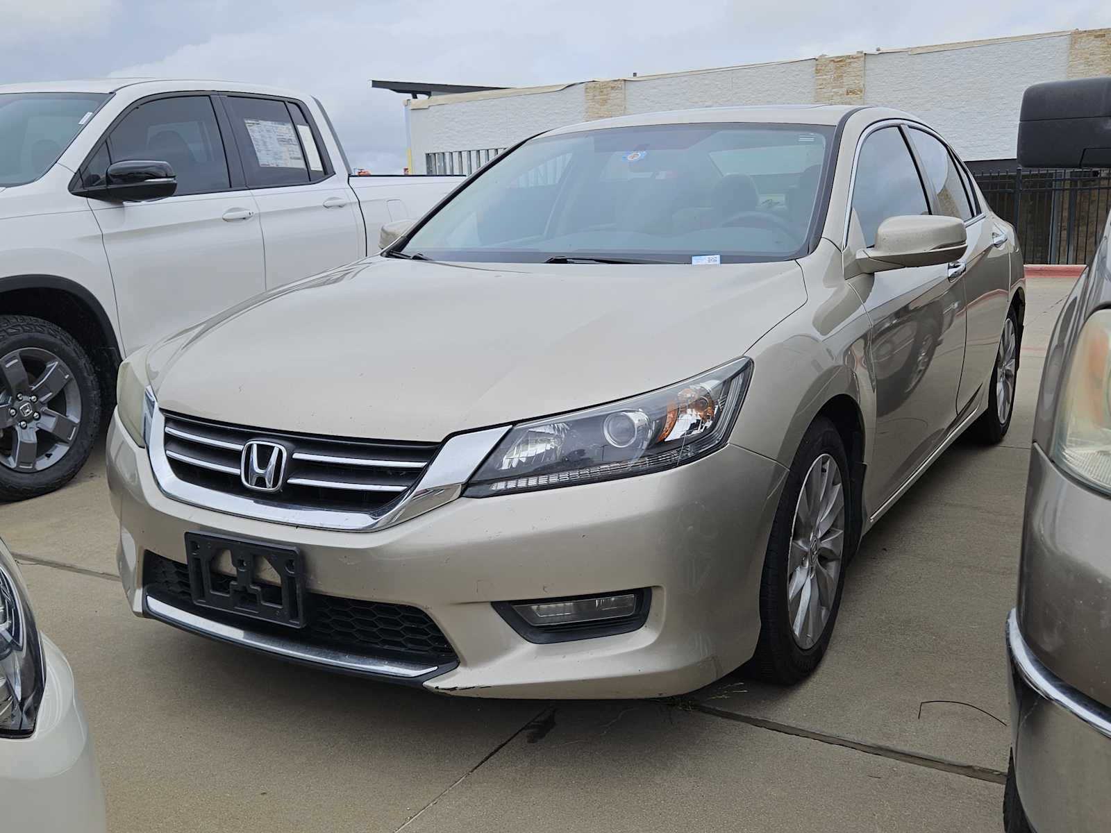 2015 Honda Accord EX Hero Image