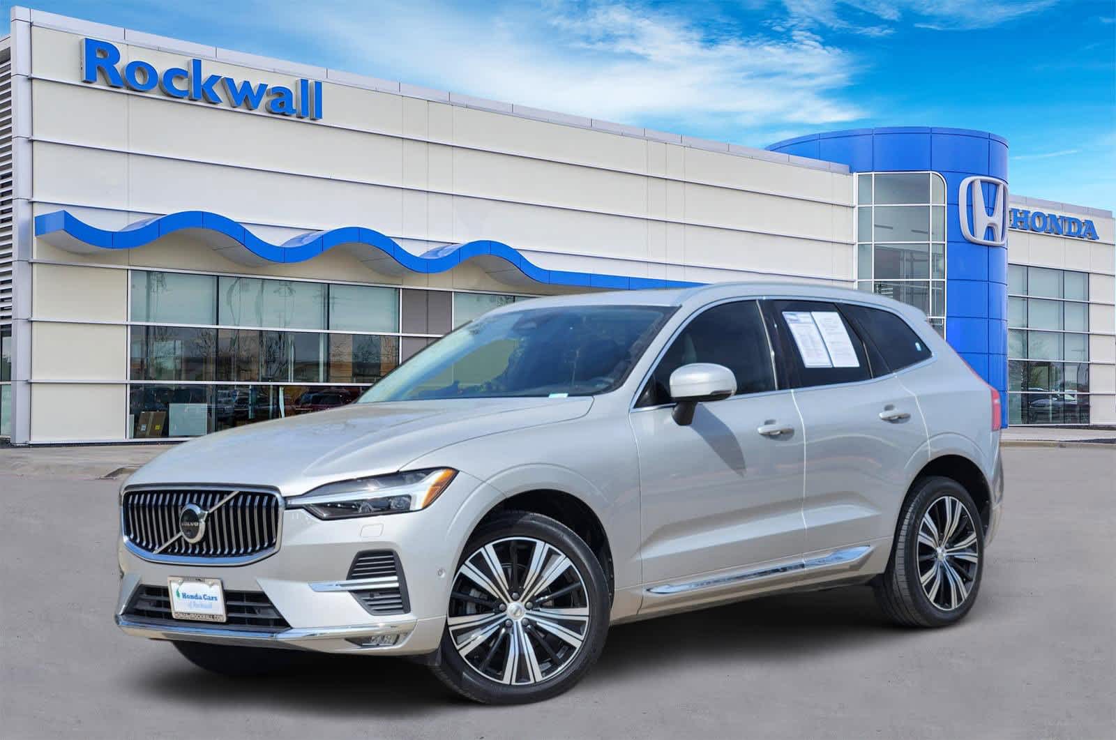Thumbnail: 2023 Volvo XC60 - 1