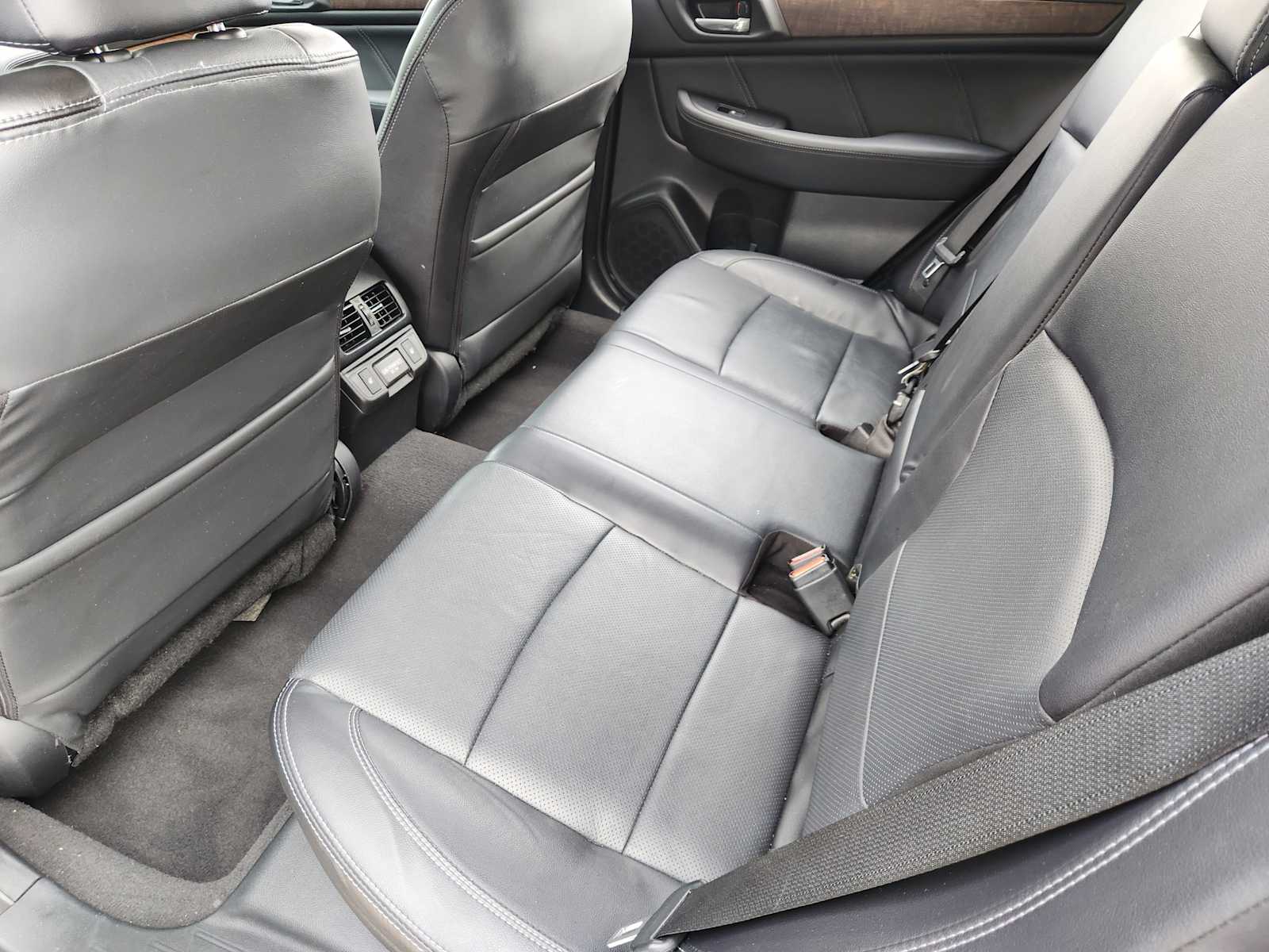 Thumbnail: 2018 Subaru Outback - 12