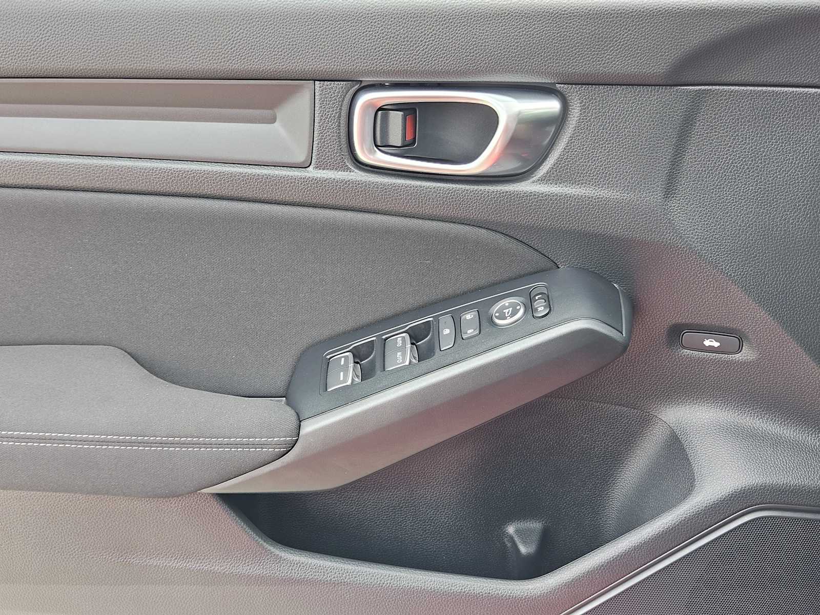 Thumbnail: 2025 Honda Civic - 30