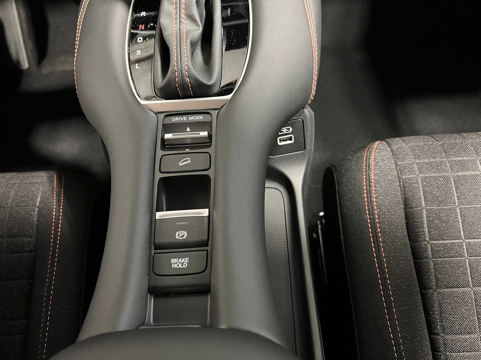 Thumbnail: 2025 Honda HR-V - 13