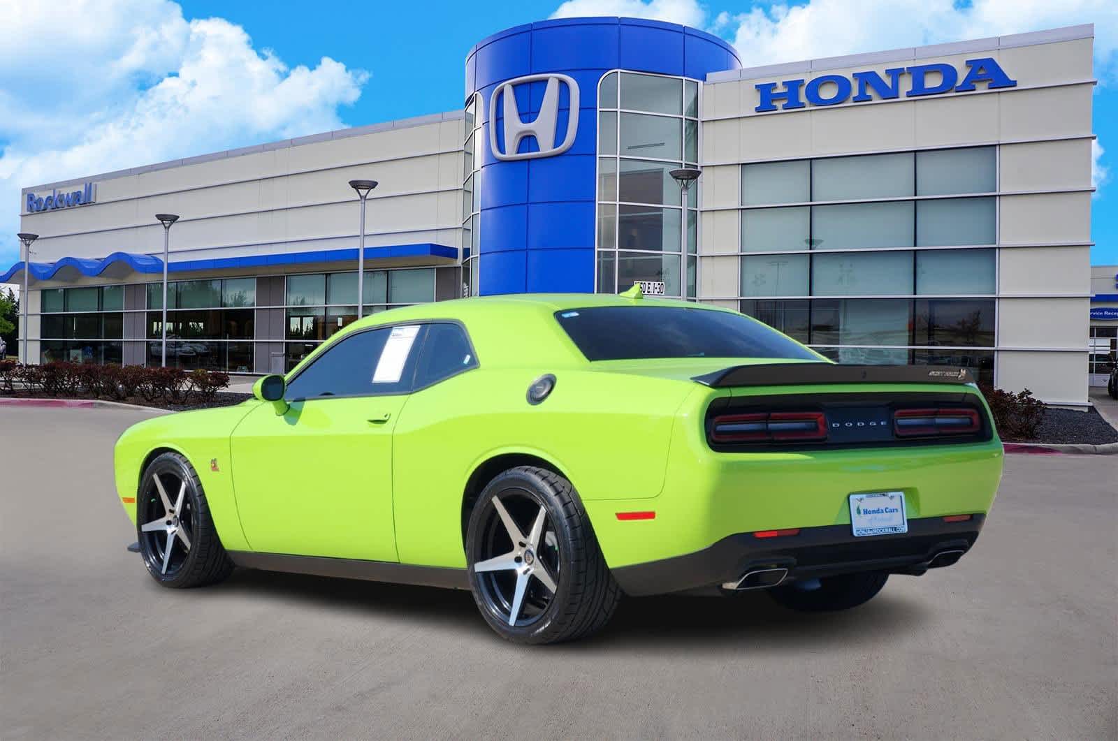 2023 Dodge Challenger R/T Scat Pack photo 4