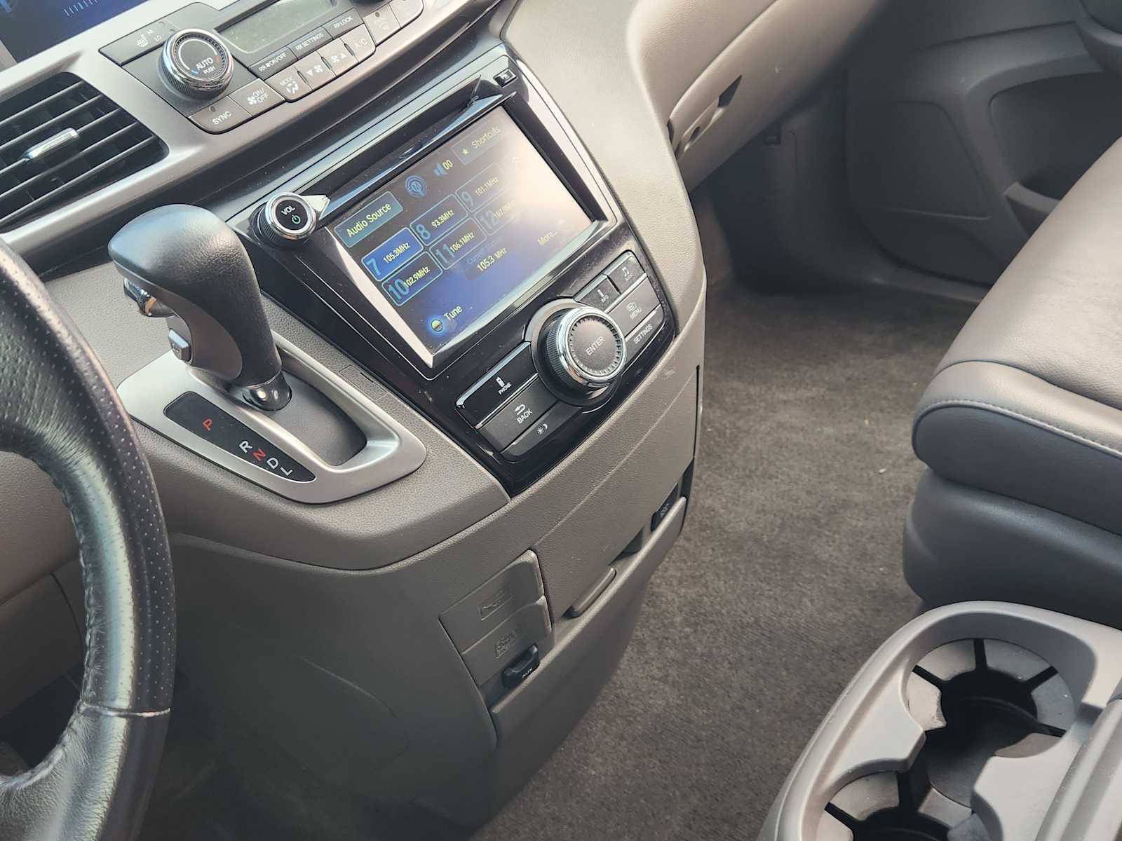 Thumbnail: 2014 Honda Odyssey - 18