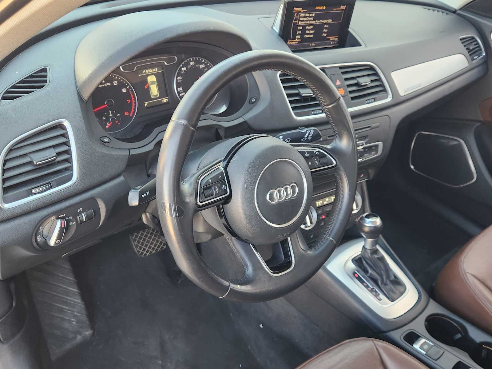 Thumbnail: 2015 Audi Q3 - 2