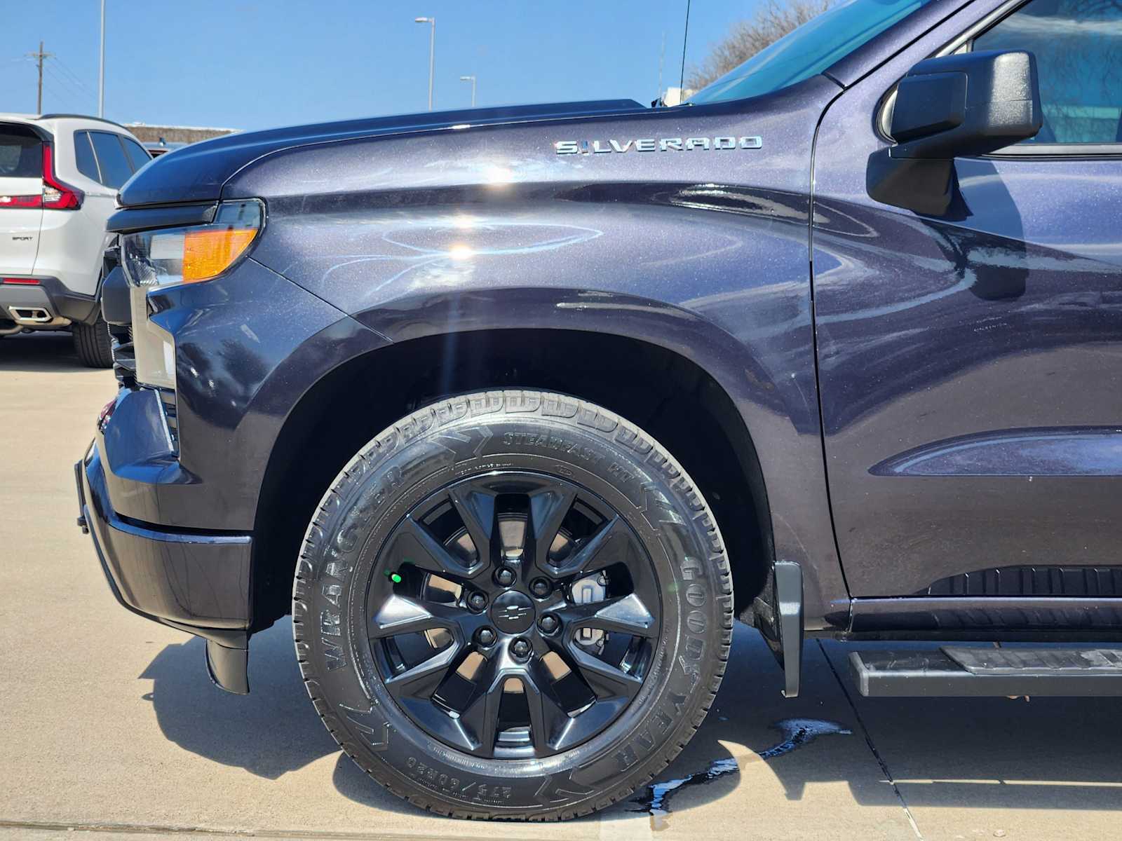 Thumbnail: 2022 Chevrolet Silverado 1500 - 8