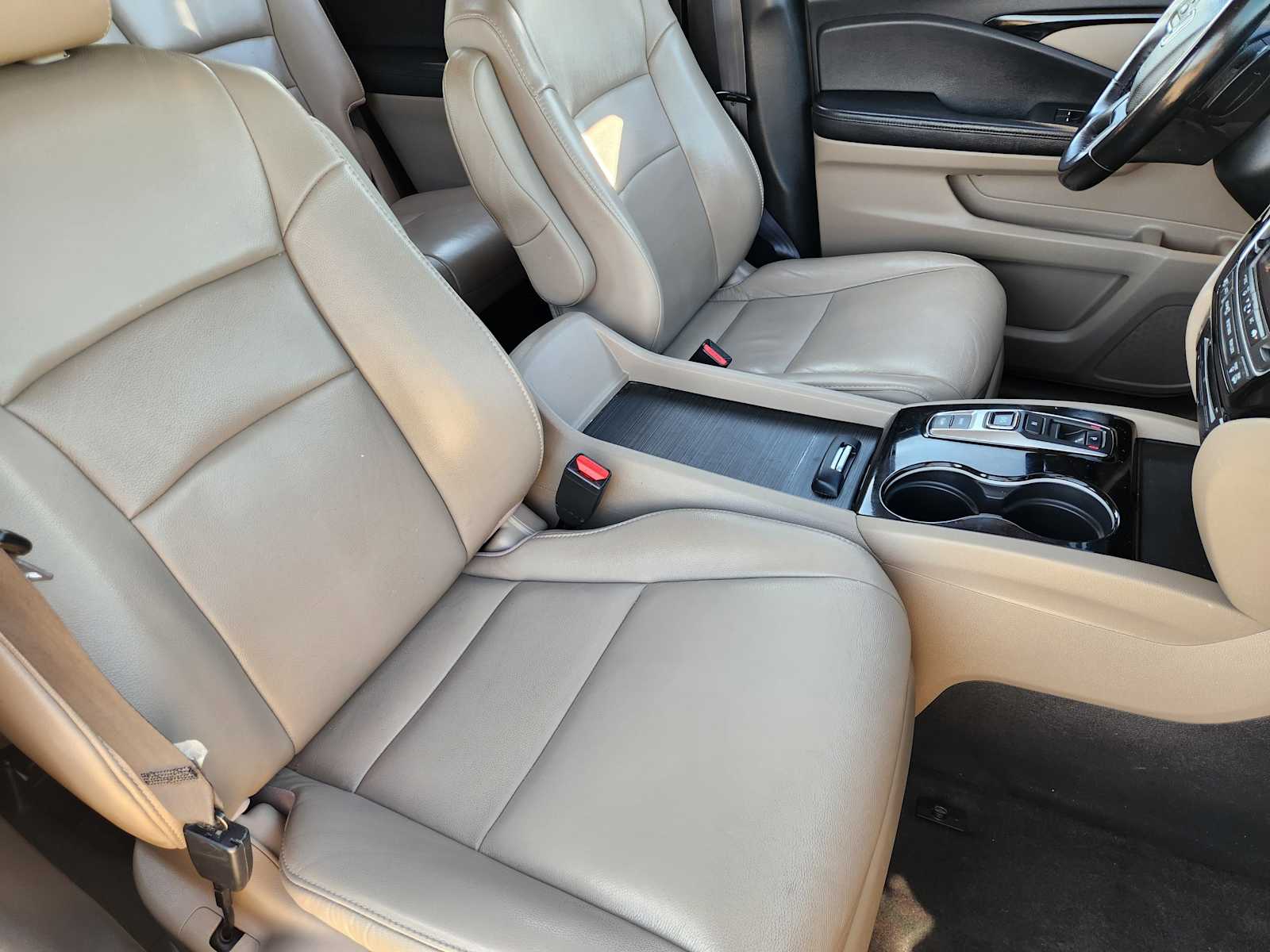 Thumbnail: 2021 Honda Pilot - 15