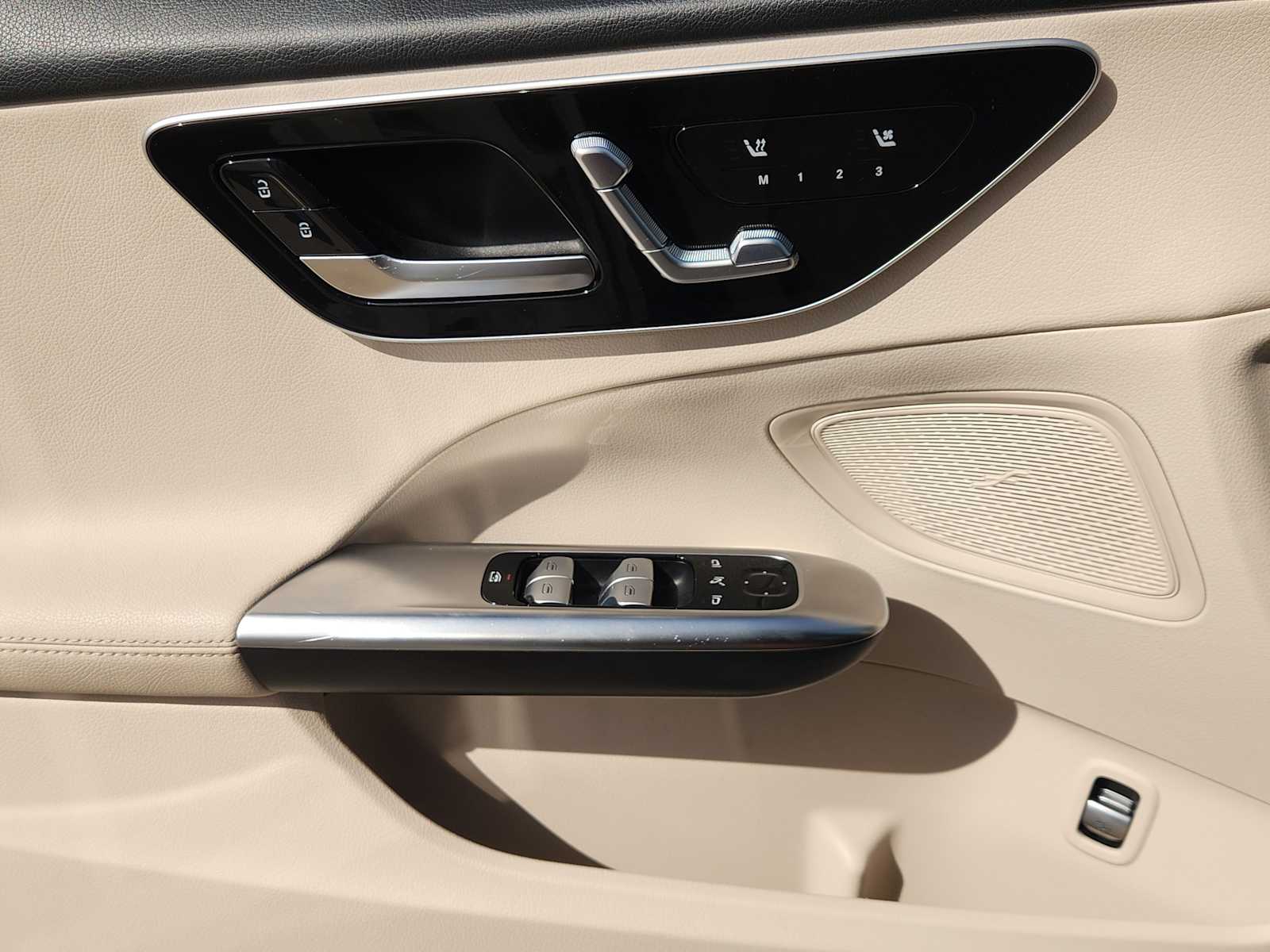 Thumbnail: 2024 Mercedes-Benz C-Class - 28