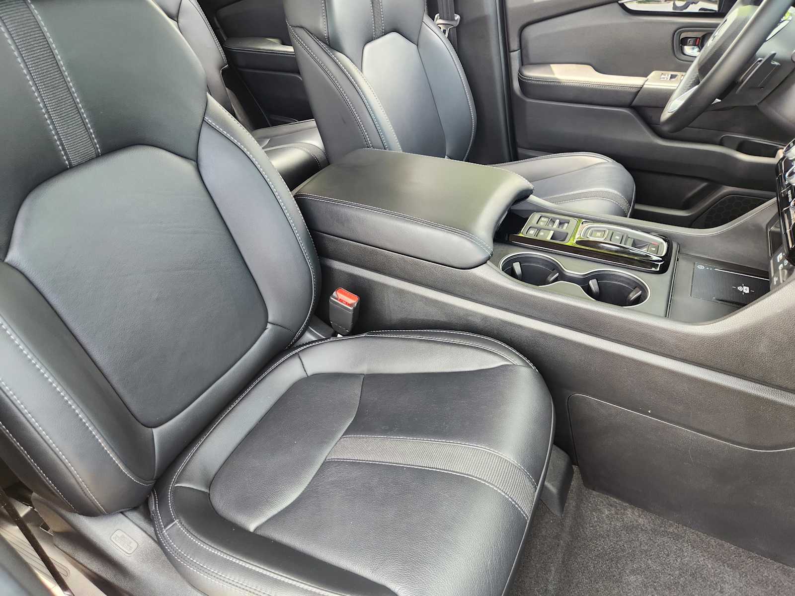 Thumbnail: 2025 Honda Pilot - 15