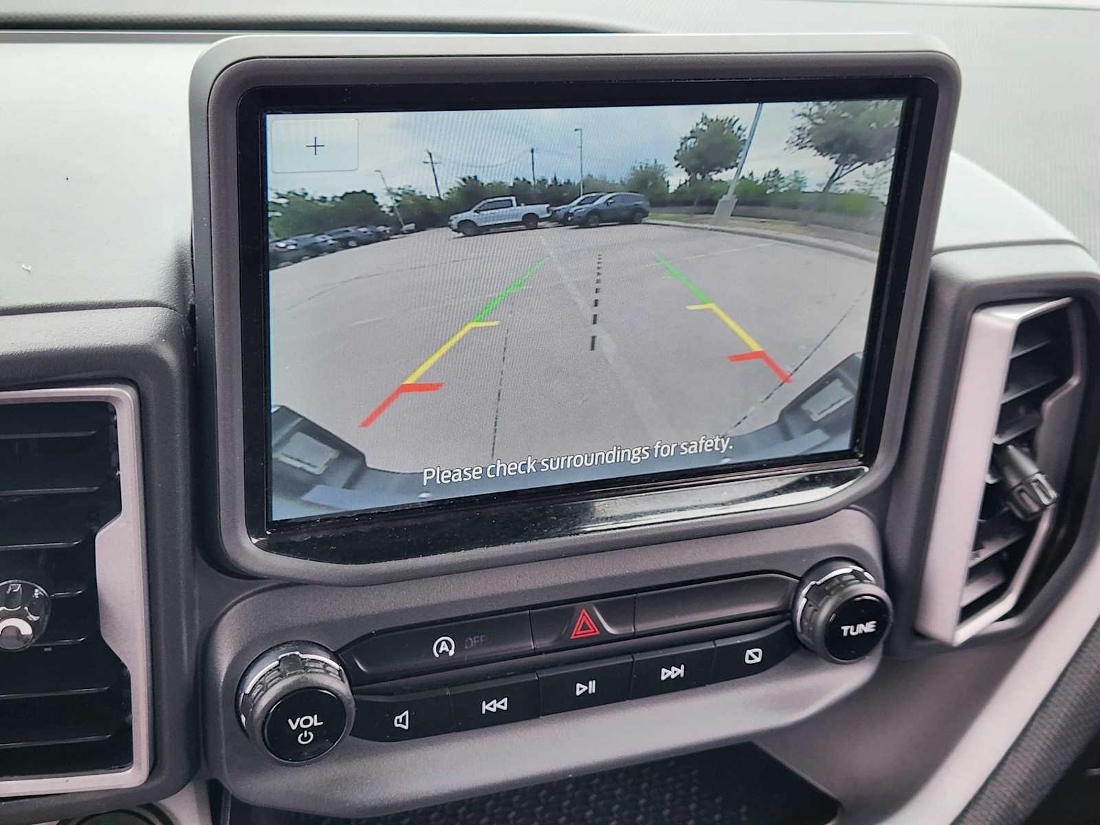 Thumbnail: 2021 Ford Bronco Sport - 25