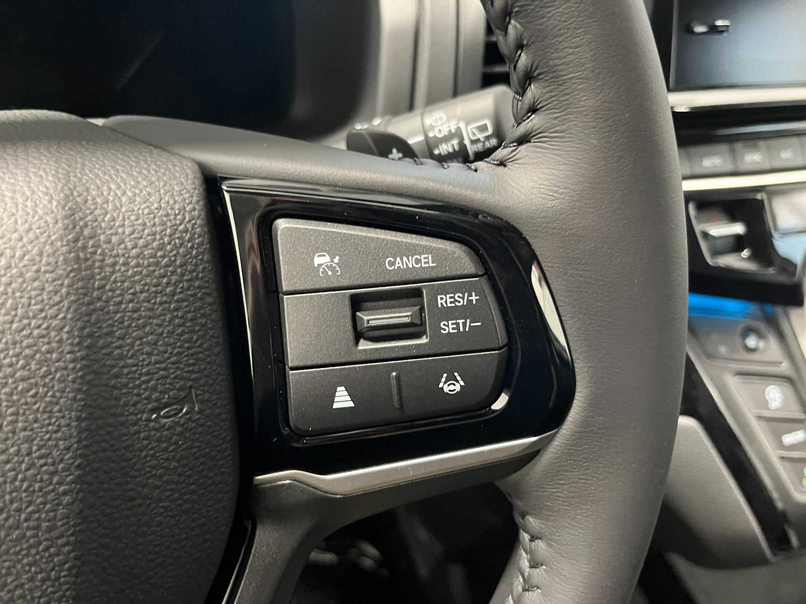 Thumbnail: 2026 Honda Odyssey - 17