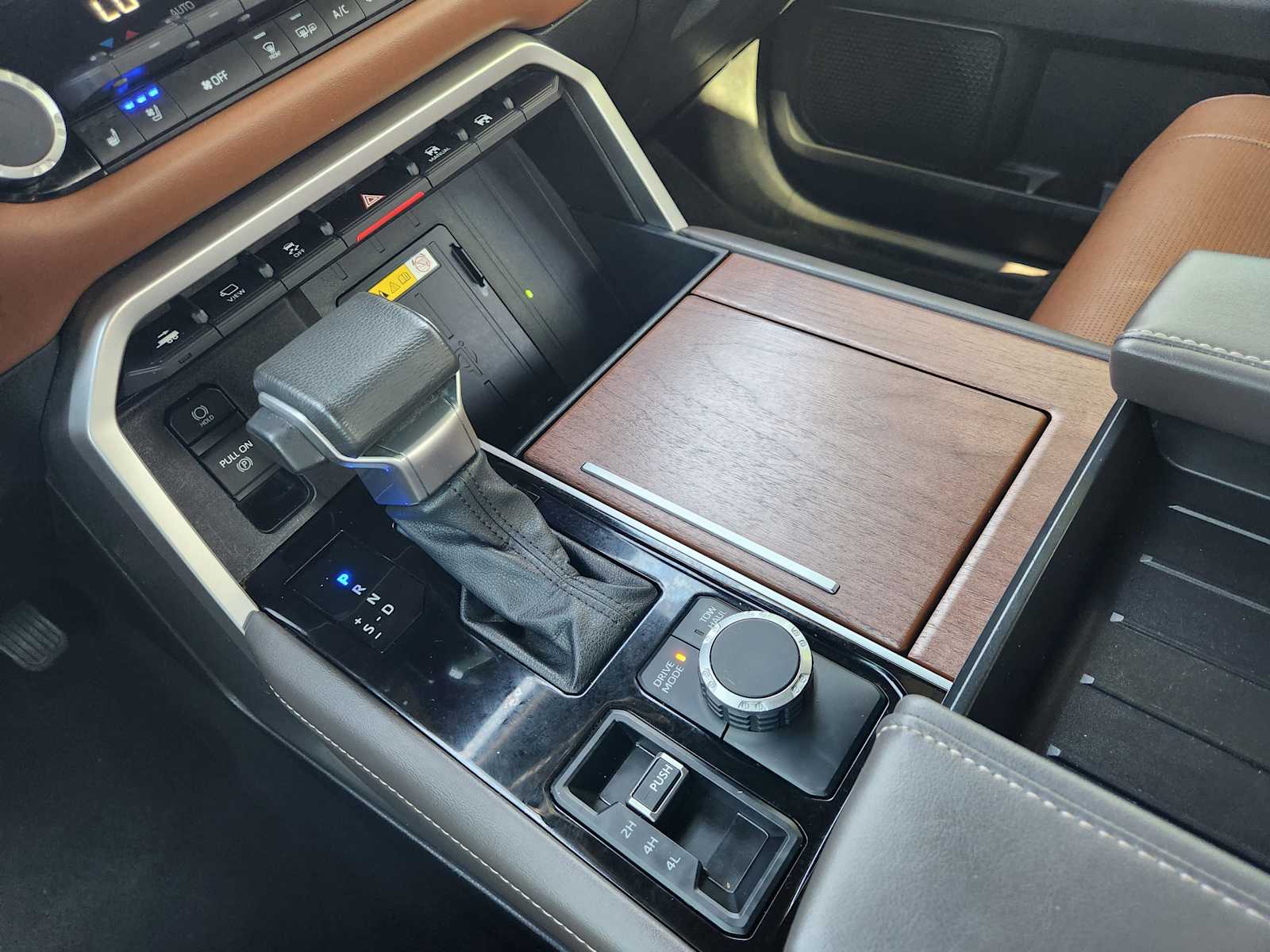 Thumbnail: 2022 Toyota Tundra - 17