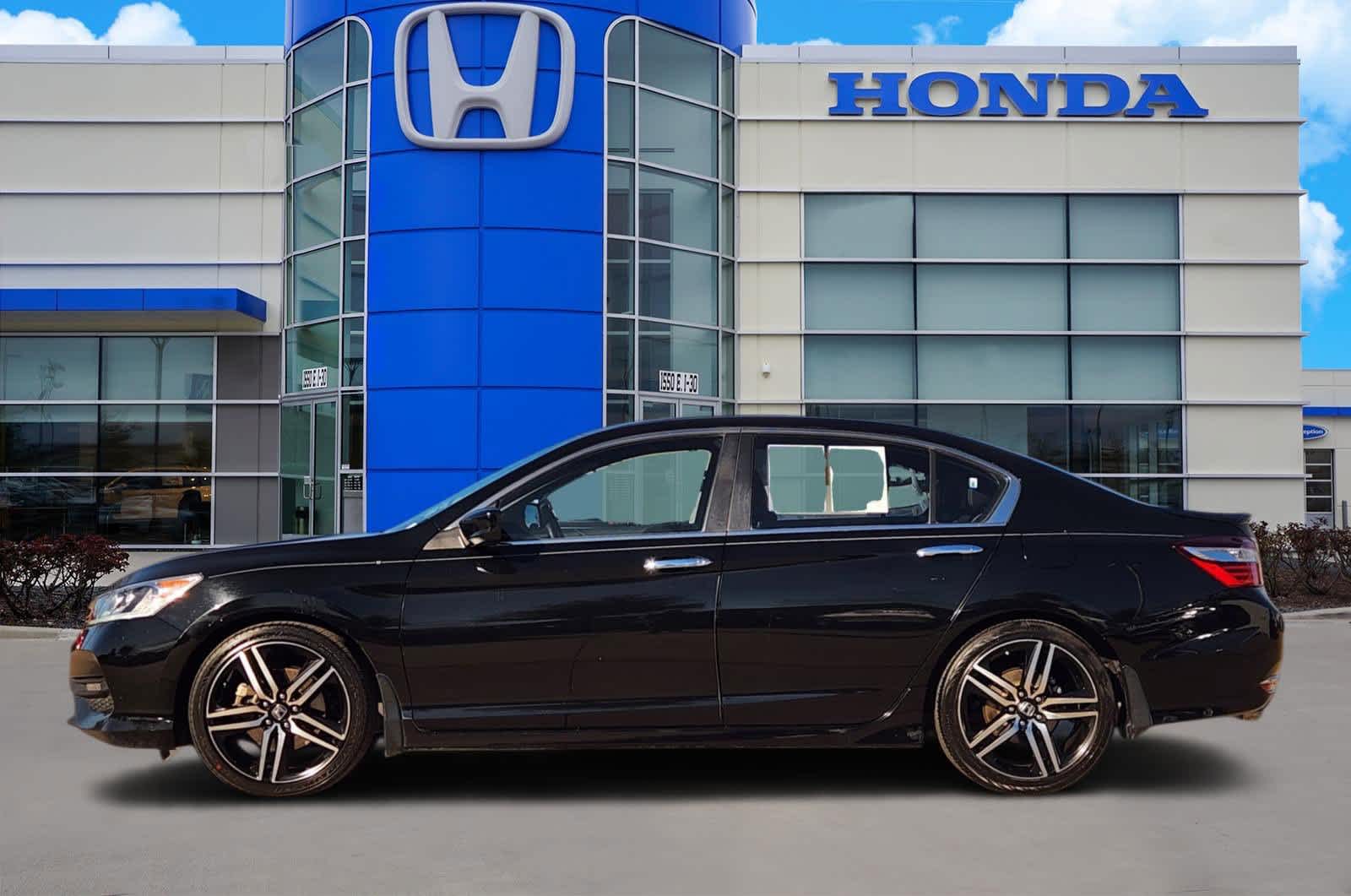 Thumbnail: 2016 Honda Accord - 3