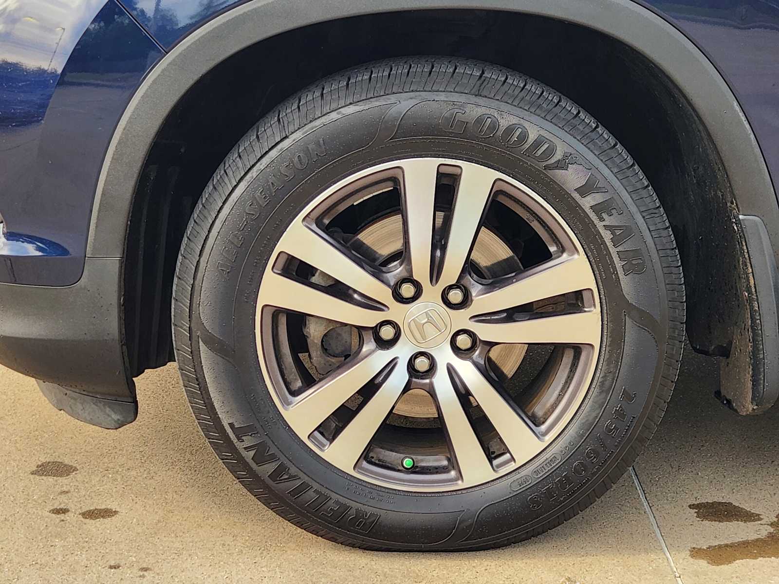 Thumbnail: 2016 Honda Pilot - 23