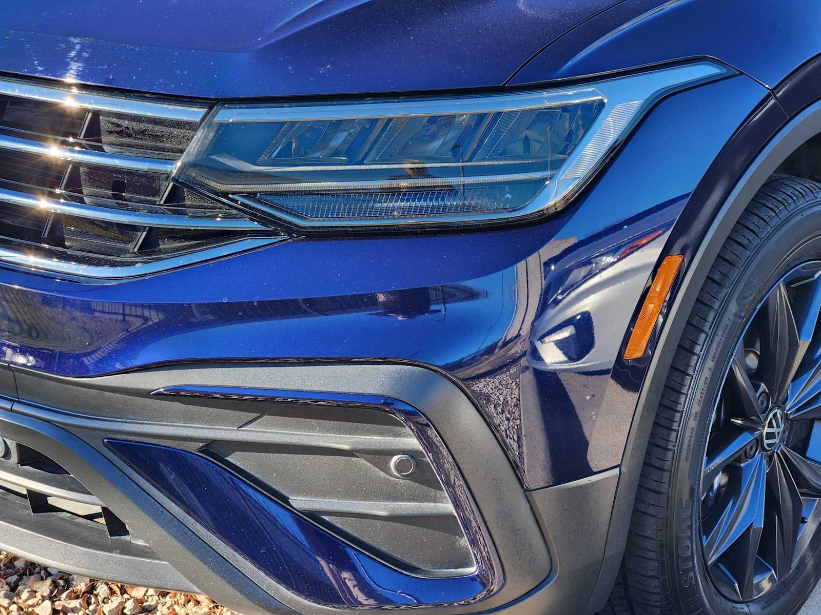 Thumbnail: 2023 Volkswagen Tiguan - 11