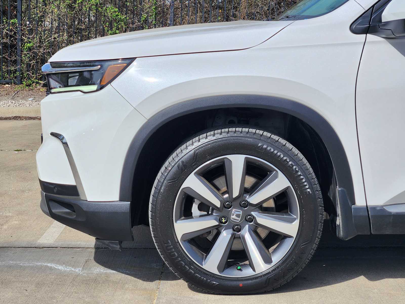 Thumbnail: 2024 Honda Pilot - 8