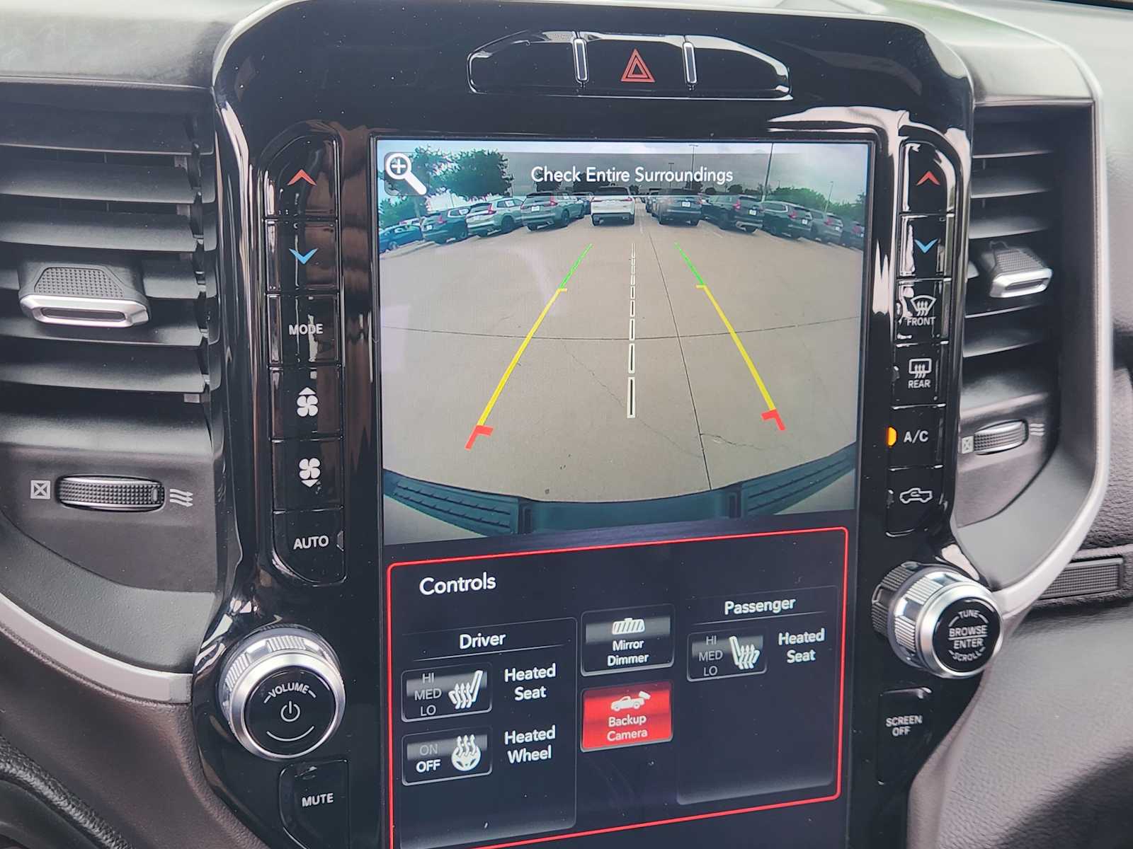 Thumbnail: 2020 RAM 1500 - 25