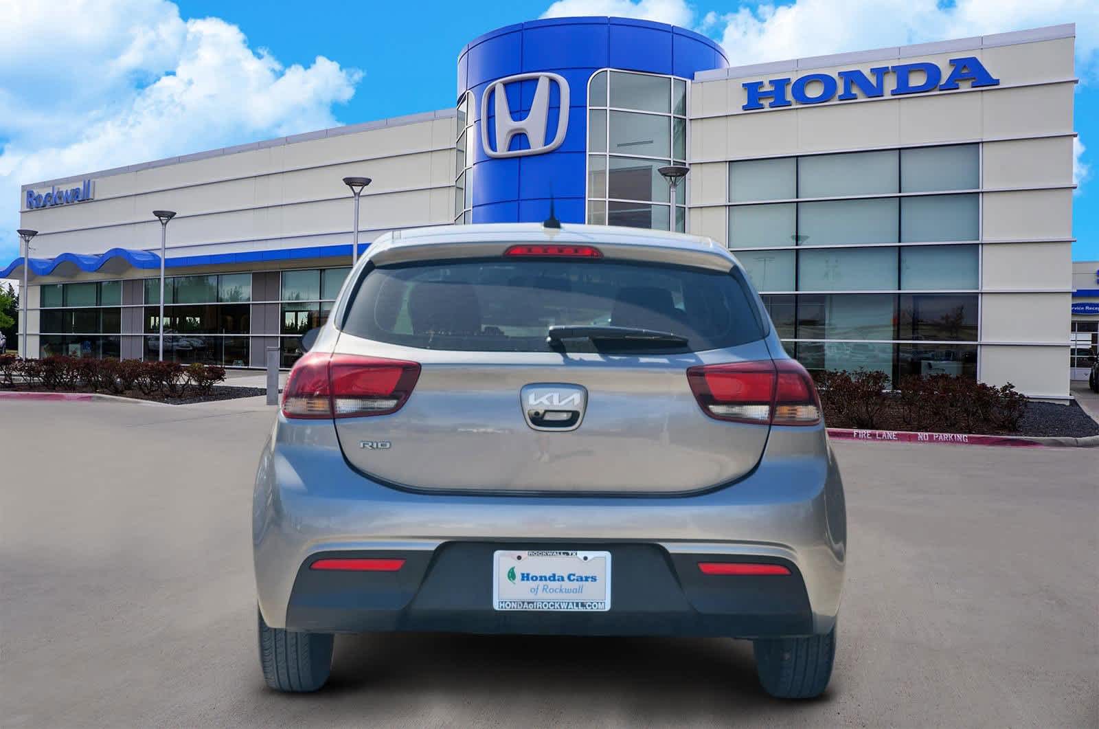 Thumbnail: 2023 Kia Rio - 5