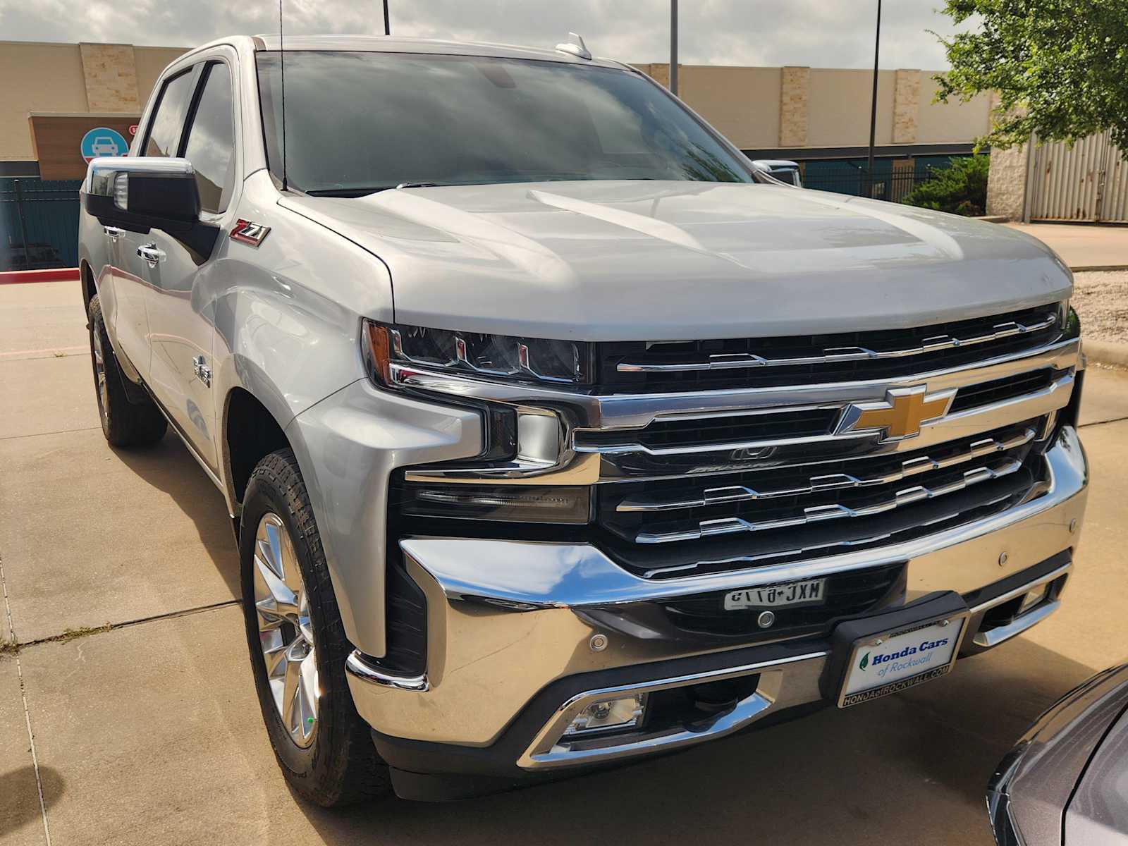 Thumbnail: 2020 Chevrolet Silverado 1500 - 2