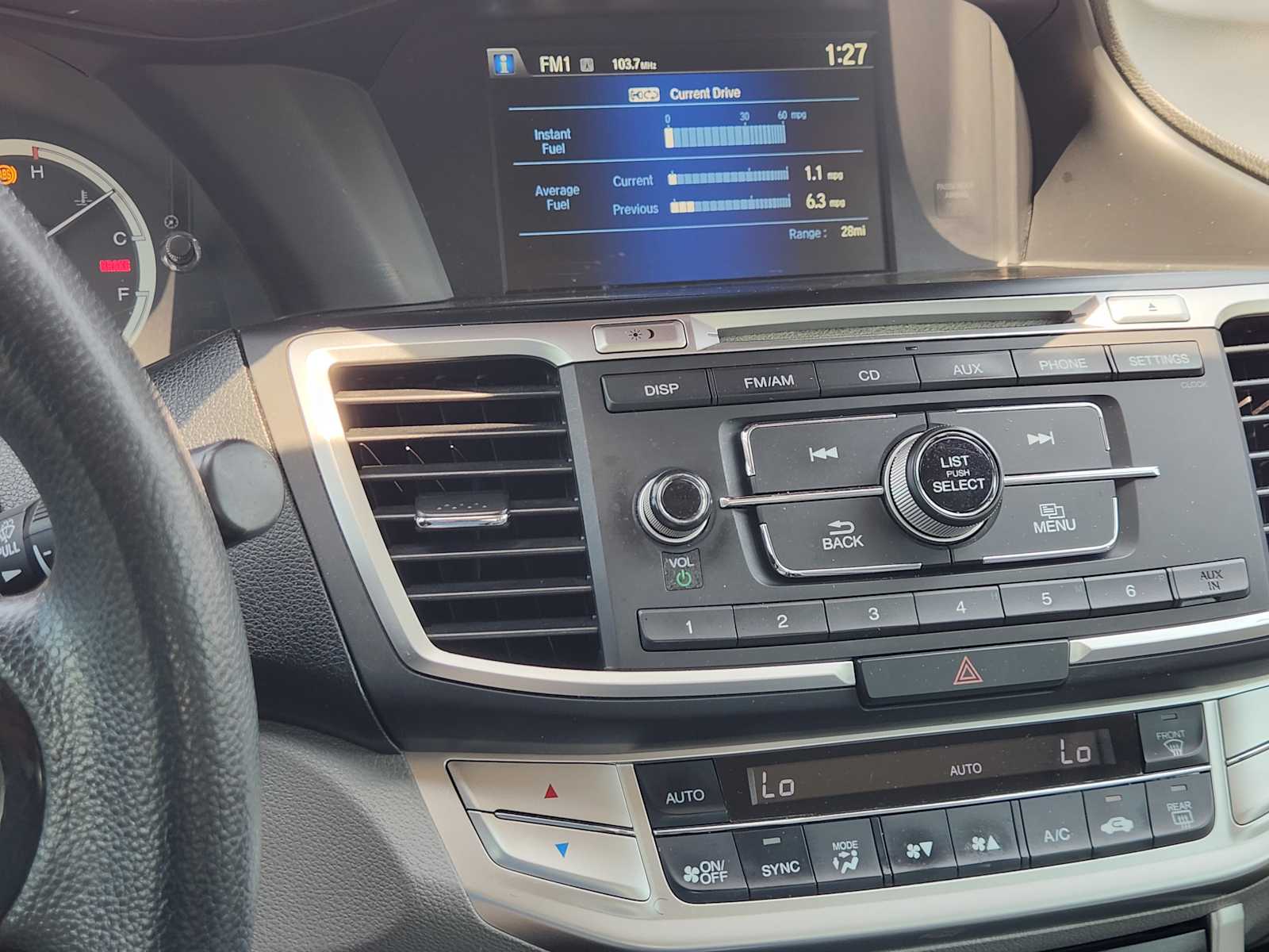 Thumbnail: 2015 Honda Accord - 16