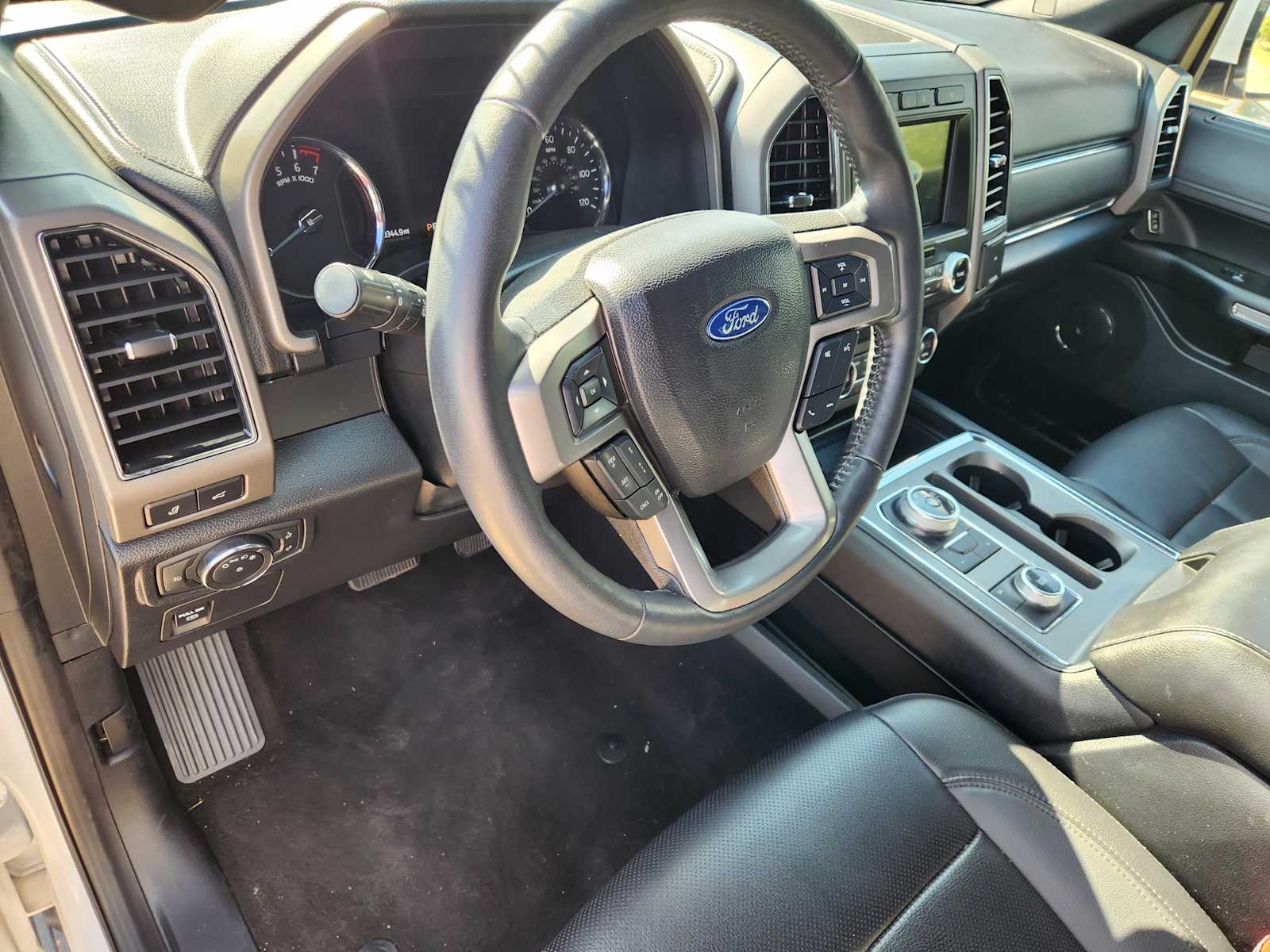 Thumbnail: 2021 Ford Expedition - 8