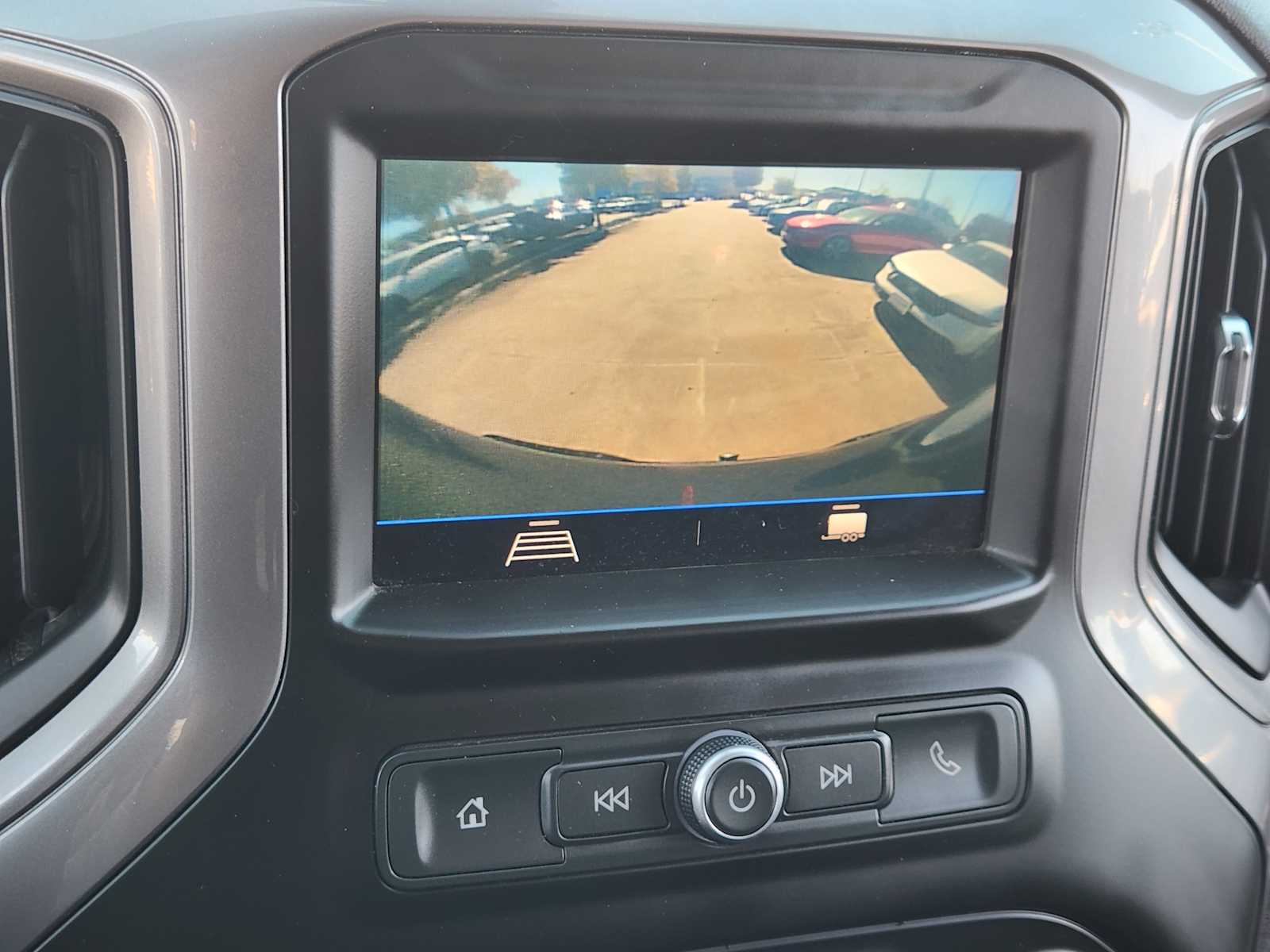 Thumbnail: 2020 Chevrolet Silverado 1500 - 25