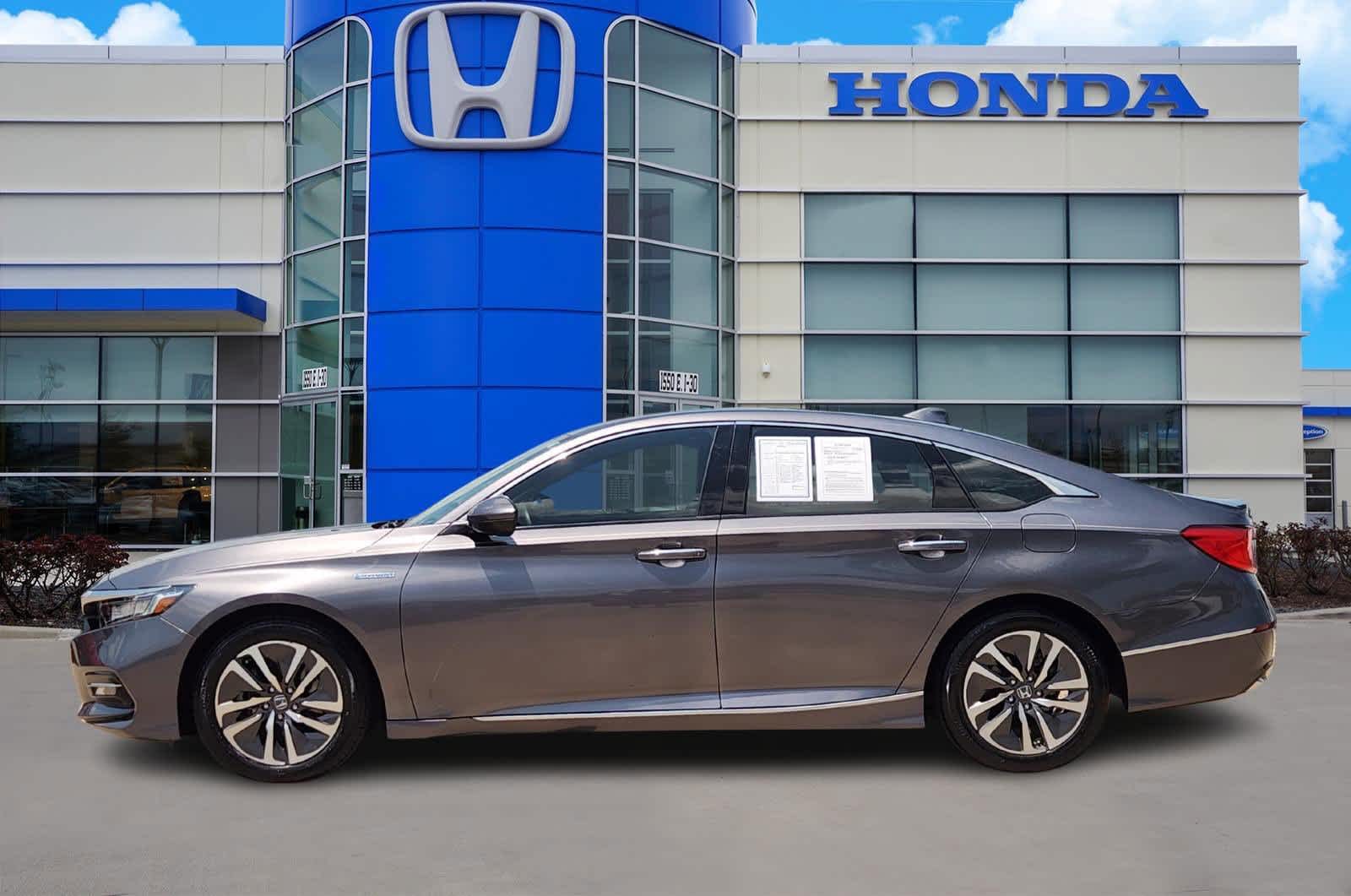 2019 Honda Accord Touring 3