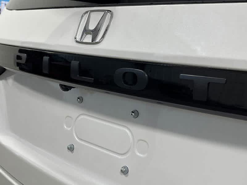 Thumbnail: 2025 Honda Pilot - 6