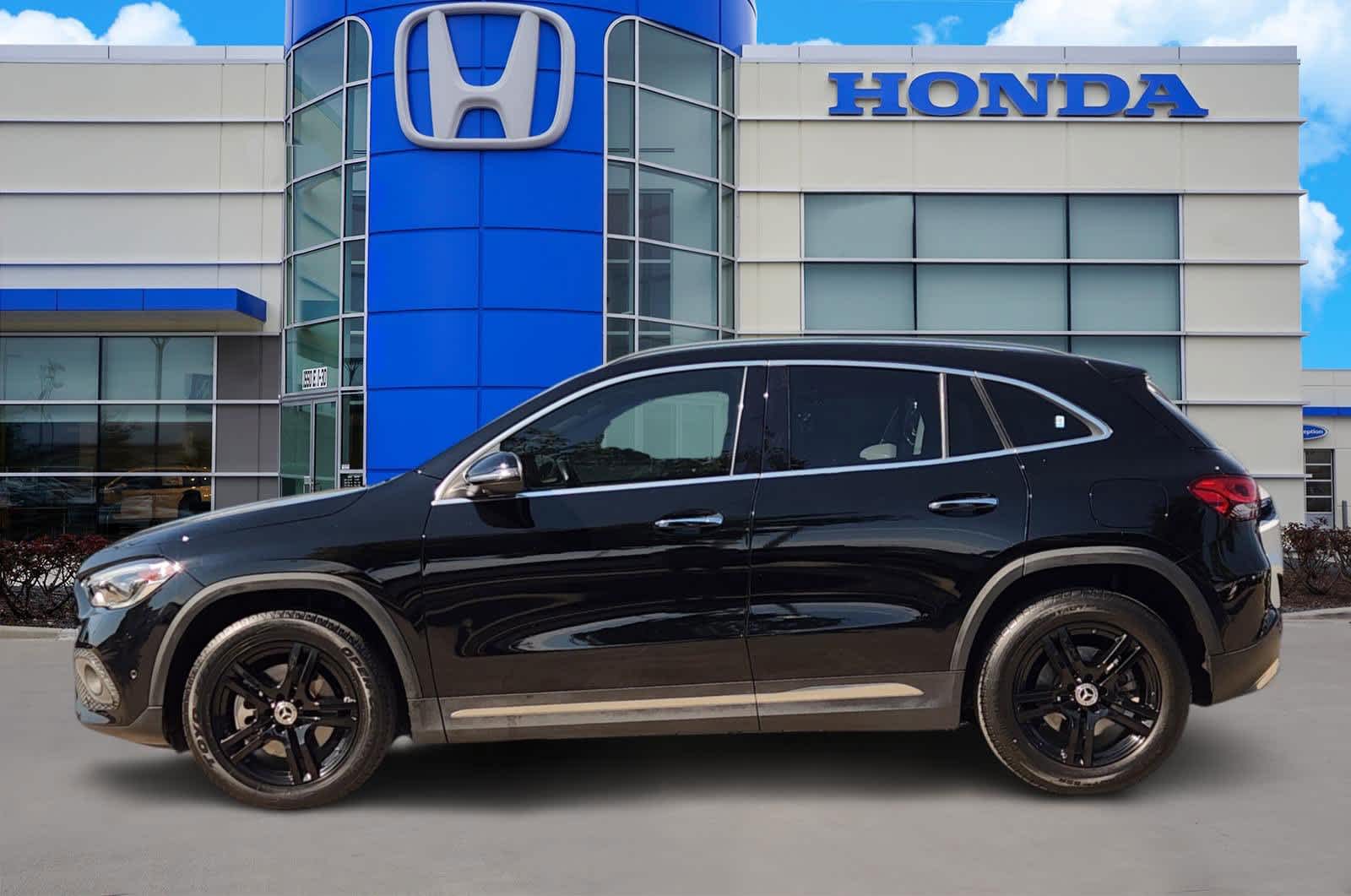 Thumbnail: 2021 Mercedes-Benz GLA - 3