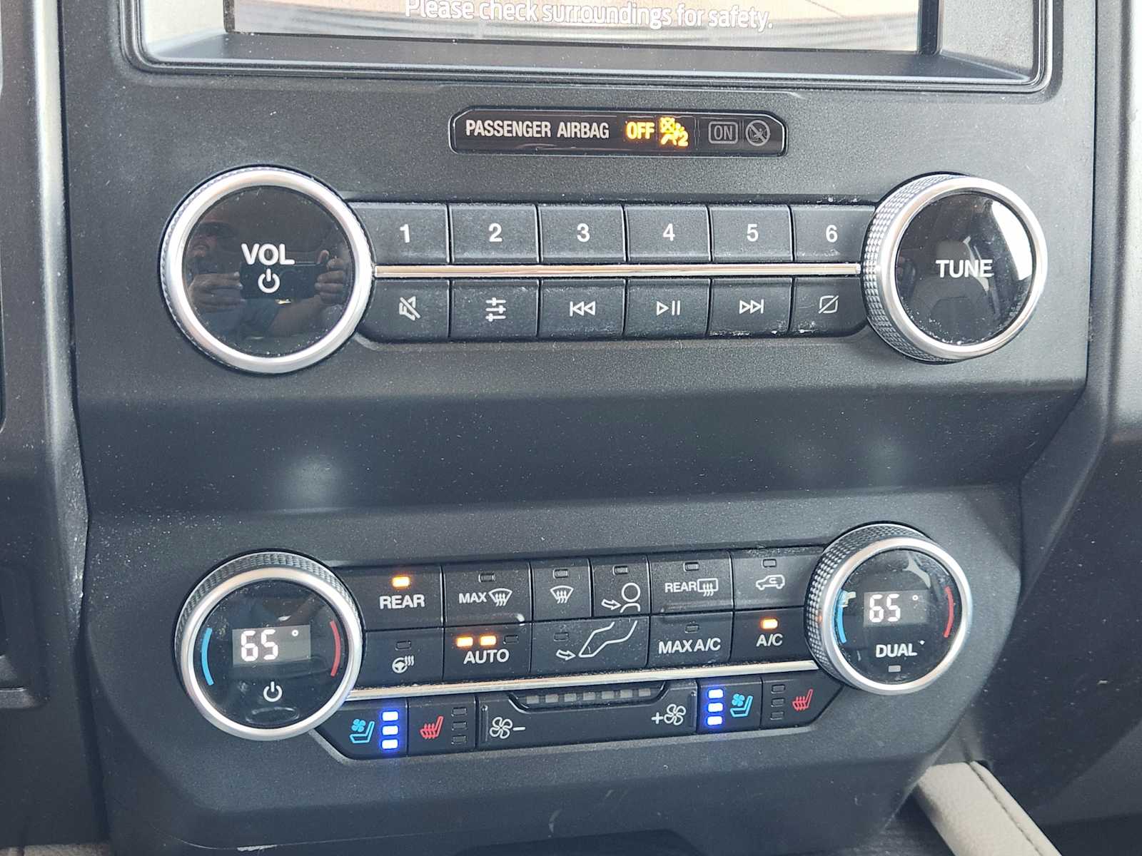 Thumbnail: 2021 Ford Expedition - 27