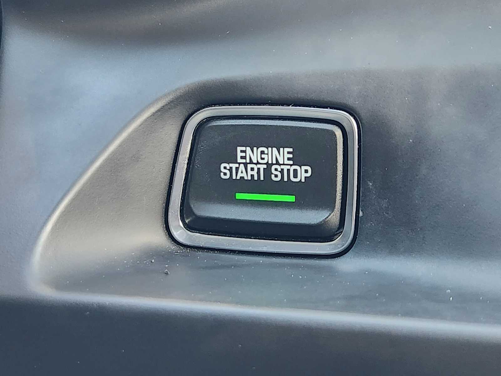 Thumbnail: 2020 Chevrolet Camaro - 27