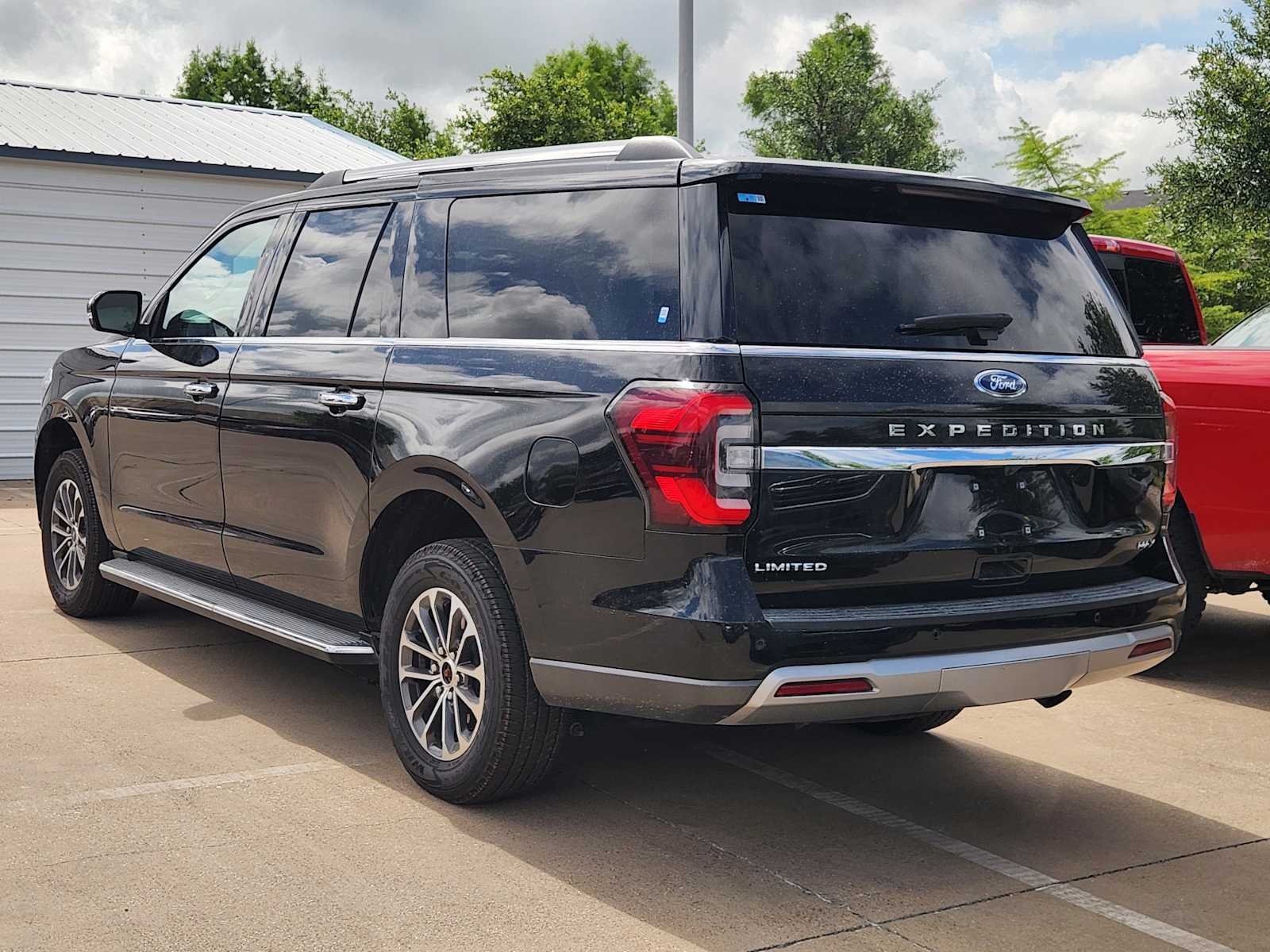 Thumbnail: 2022 Ford Expedition MAX - 6