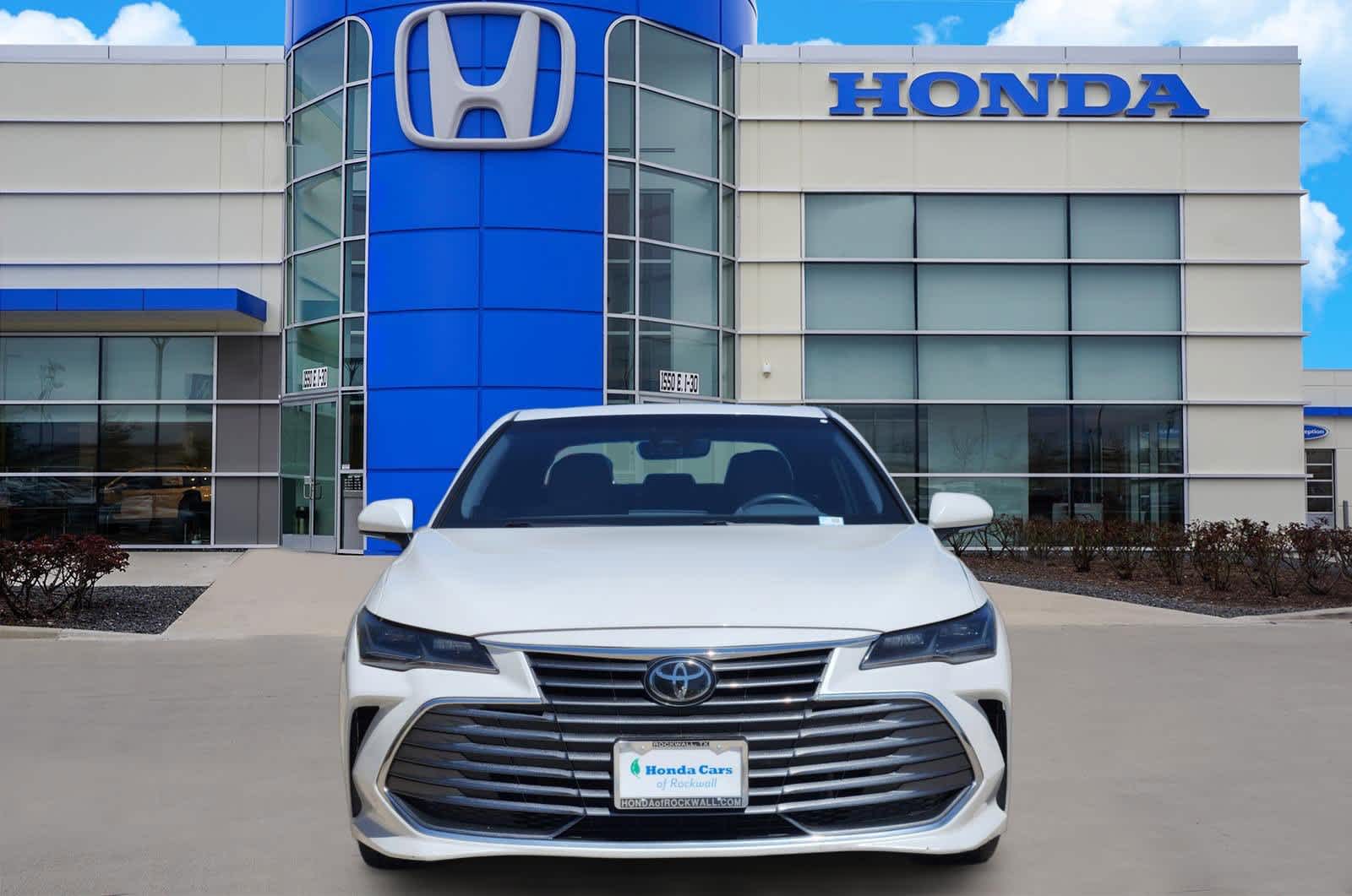 Thumbnail: 2020 Toyota Avalon - 6