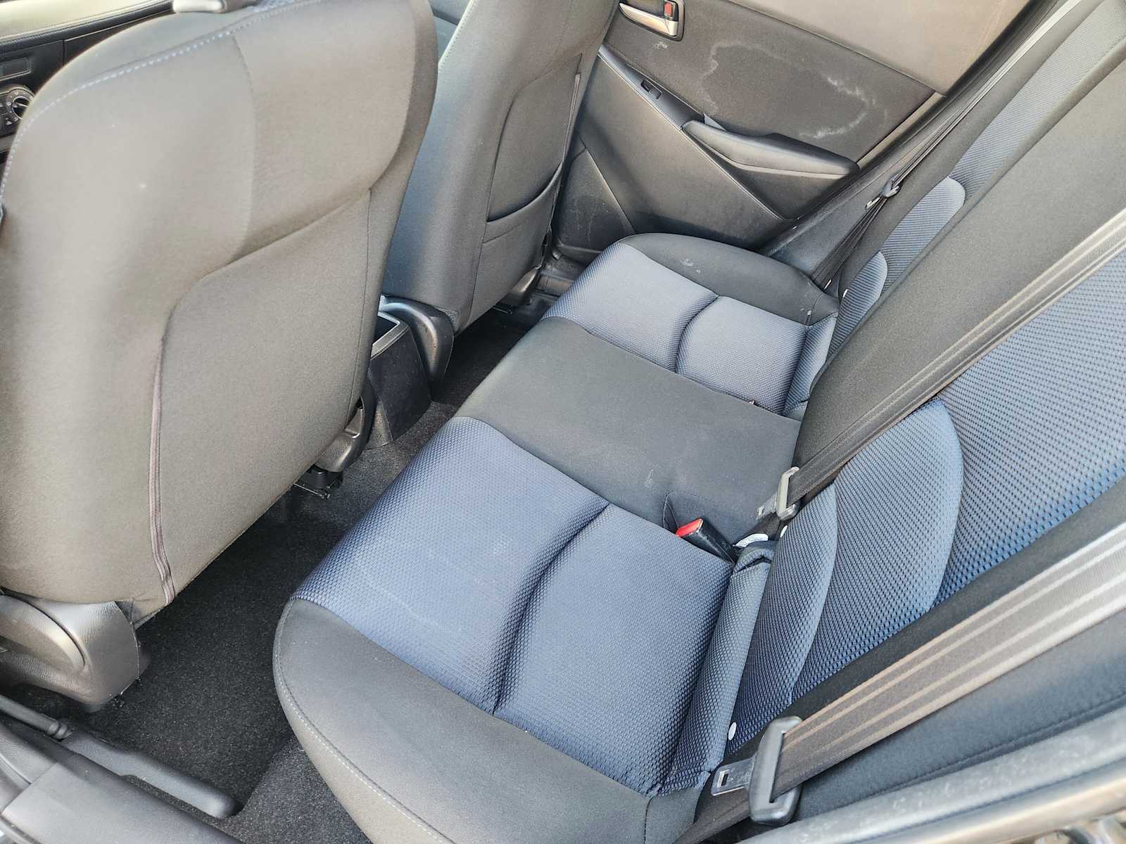 Thumbnail: 2019 Toyota Yaris - 12