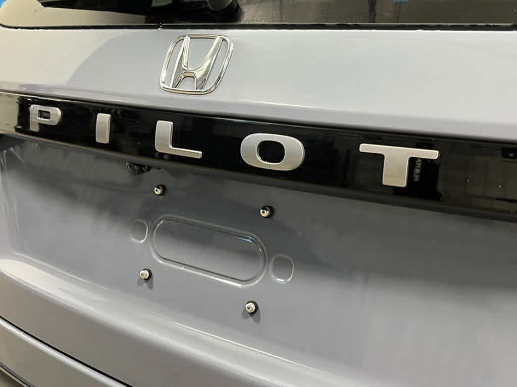 Thumbnail: 2026 Honda Pilot - 7
