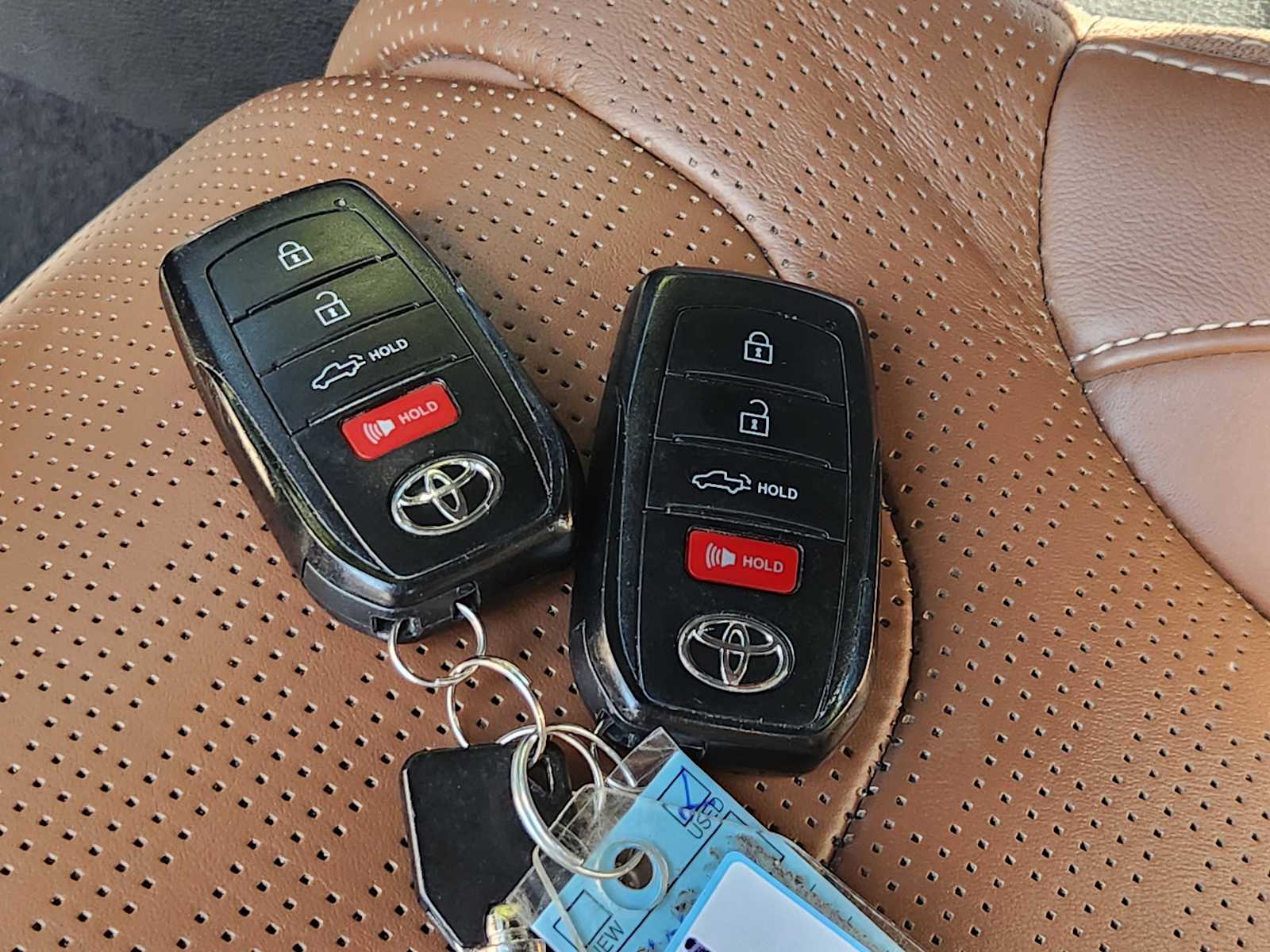 Thumbnail: 2022 Toyota Tundra - 20