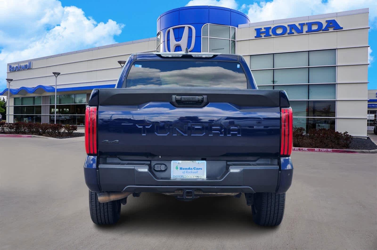 Thumbnail: 2022 Toyota Tundra - 5