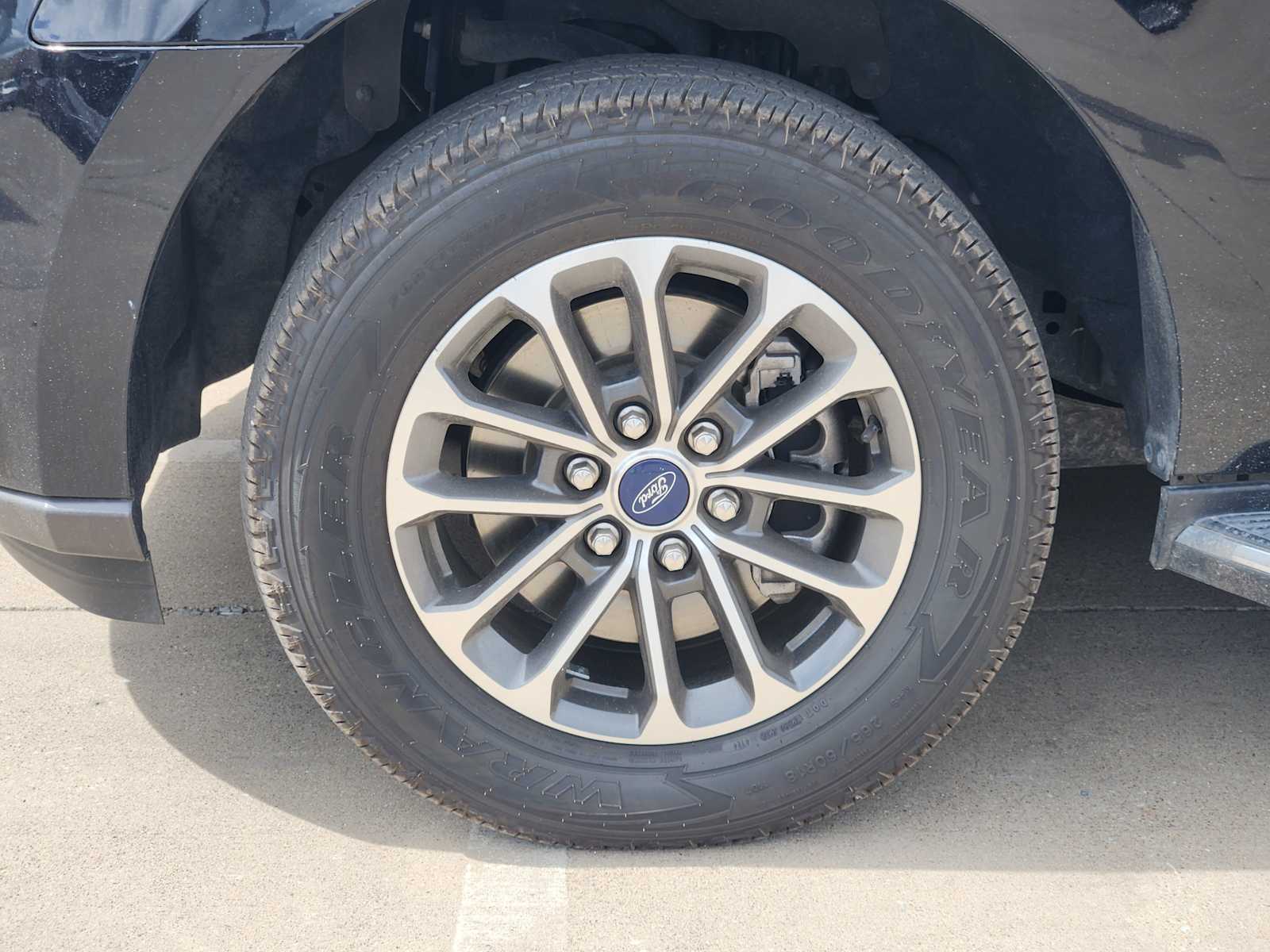 Thumbnail: 2022 Ford Expedition MAX - 11