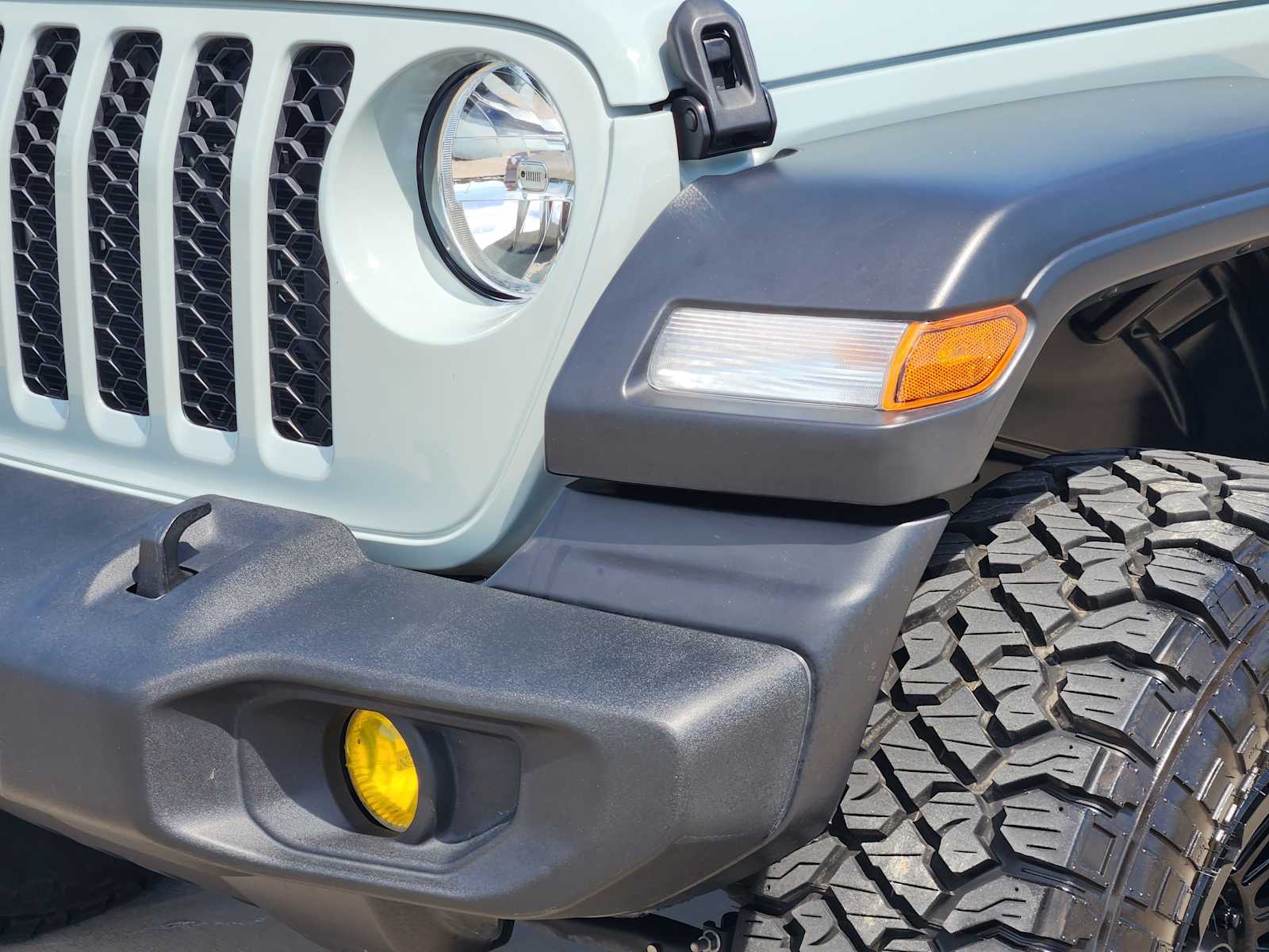 Thumbnail: 2024 Jeep Wrangler - 23